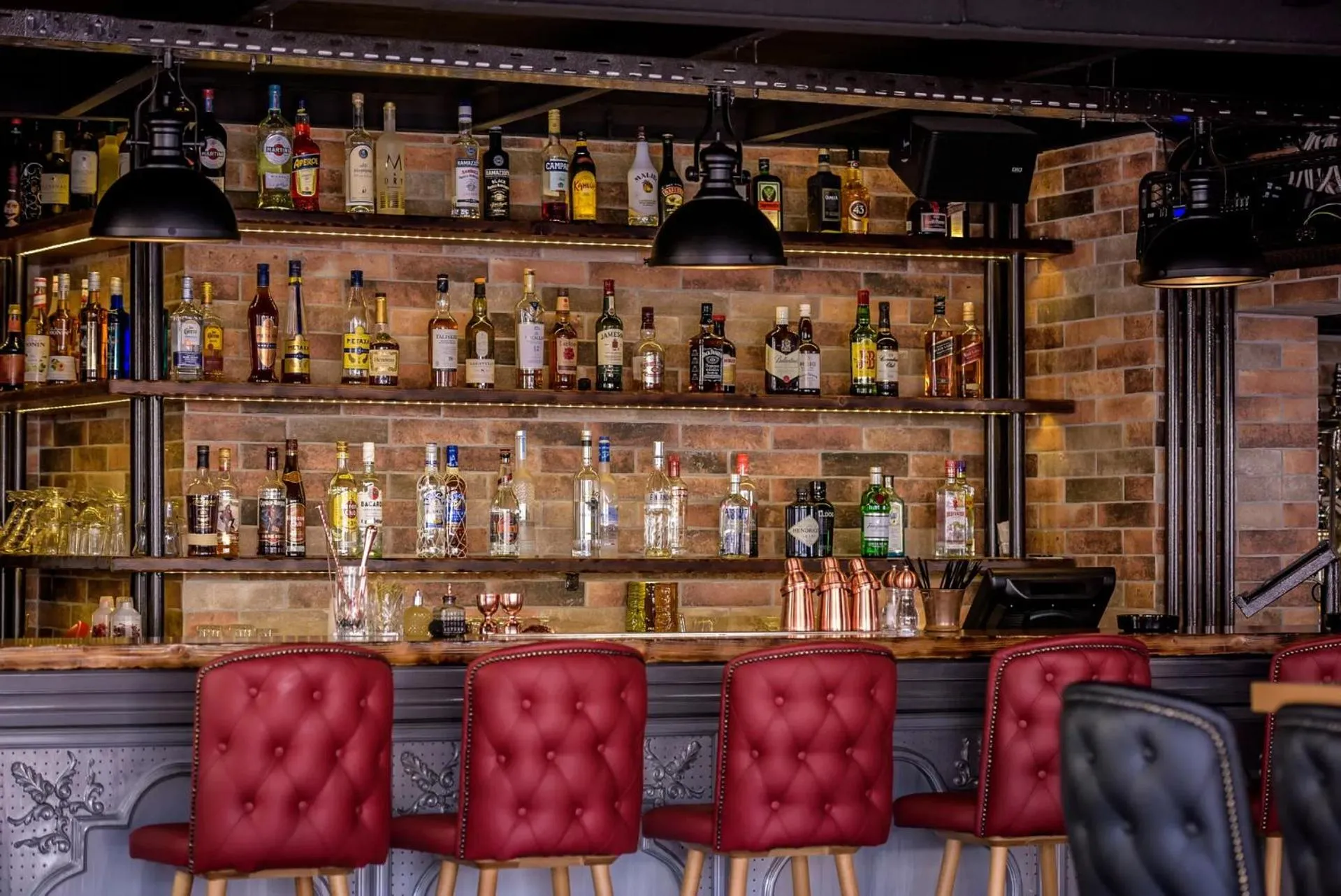 Property building in Pela Maria Hotel