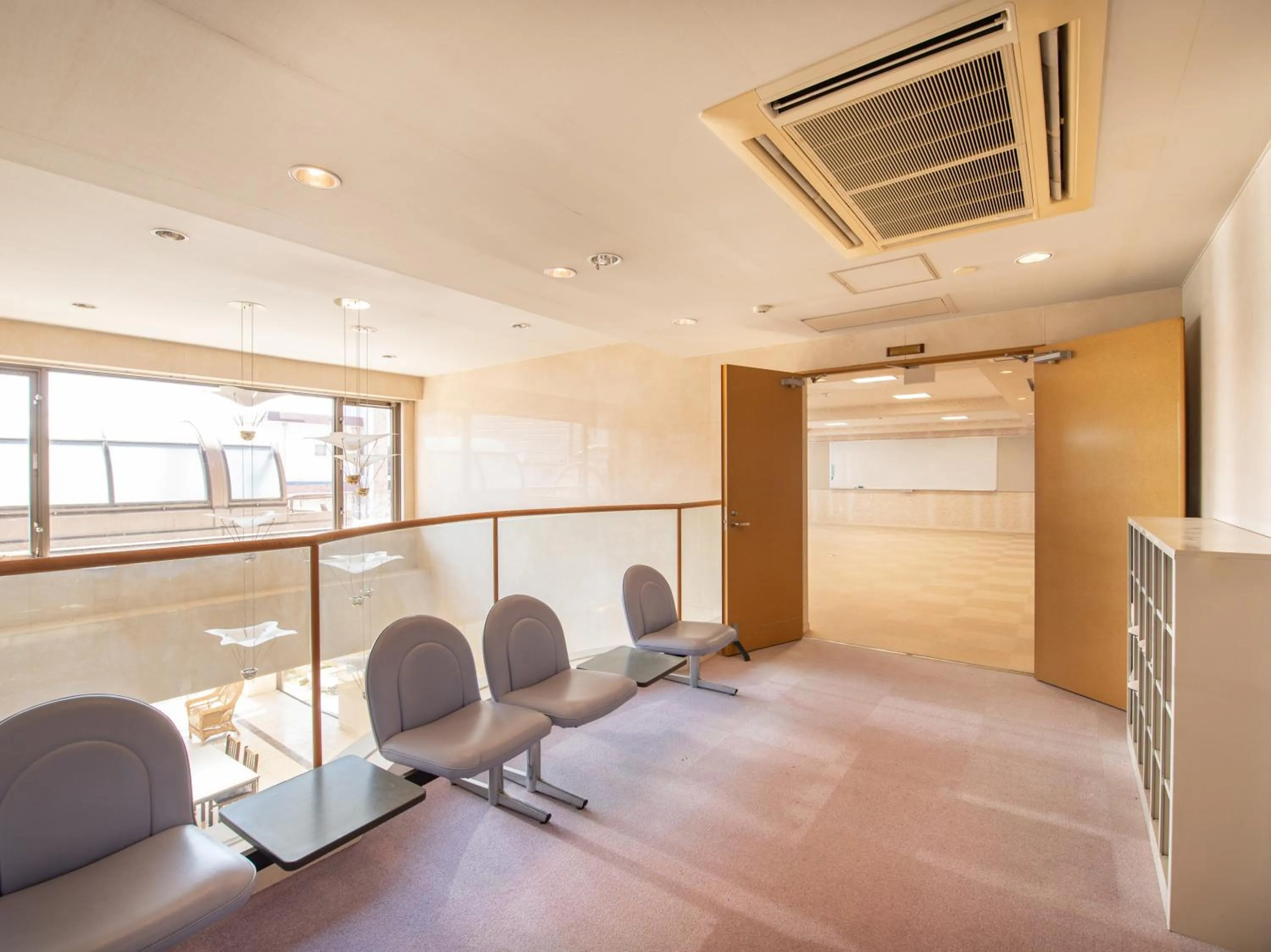 Seating area in Chateraise Lodge Kasugai