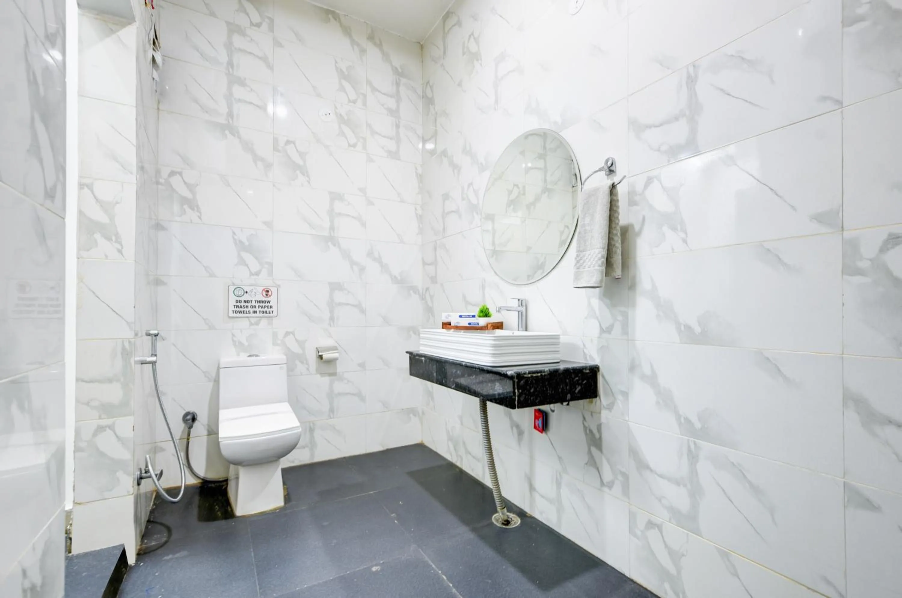 Bathroom in Gallivanto Inn - Rohini