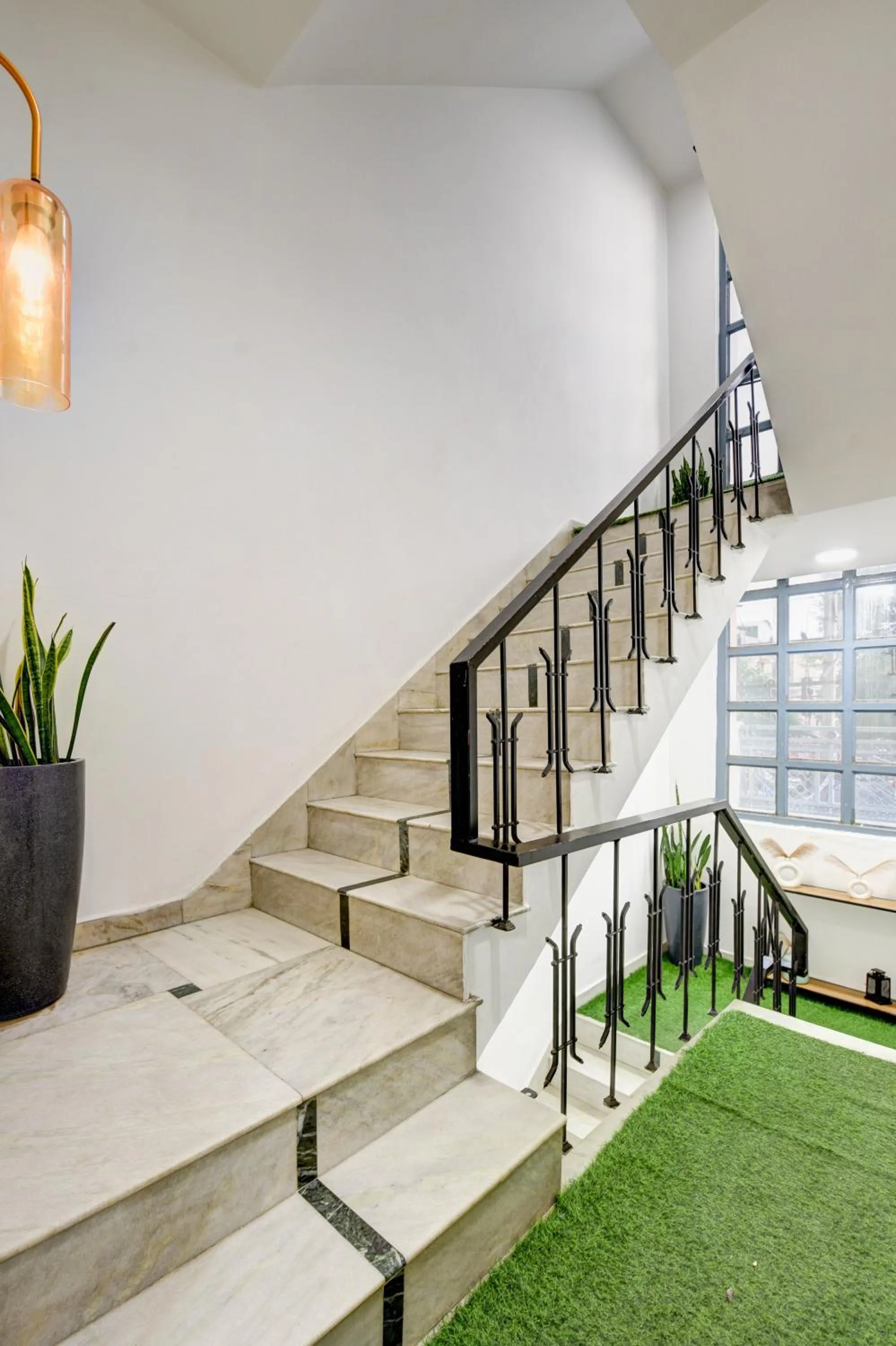 Property building in Gallivanto Inn - Rohini