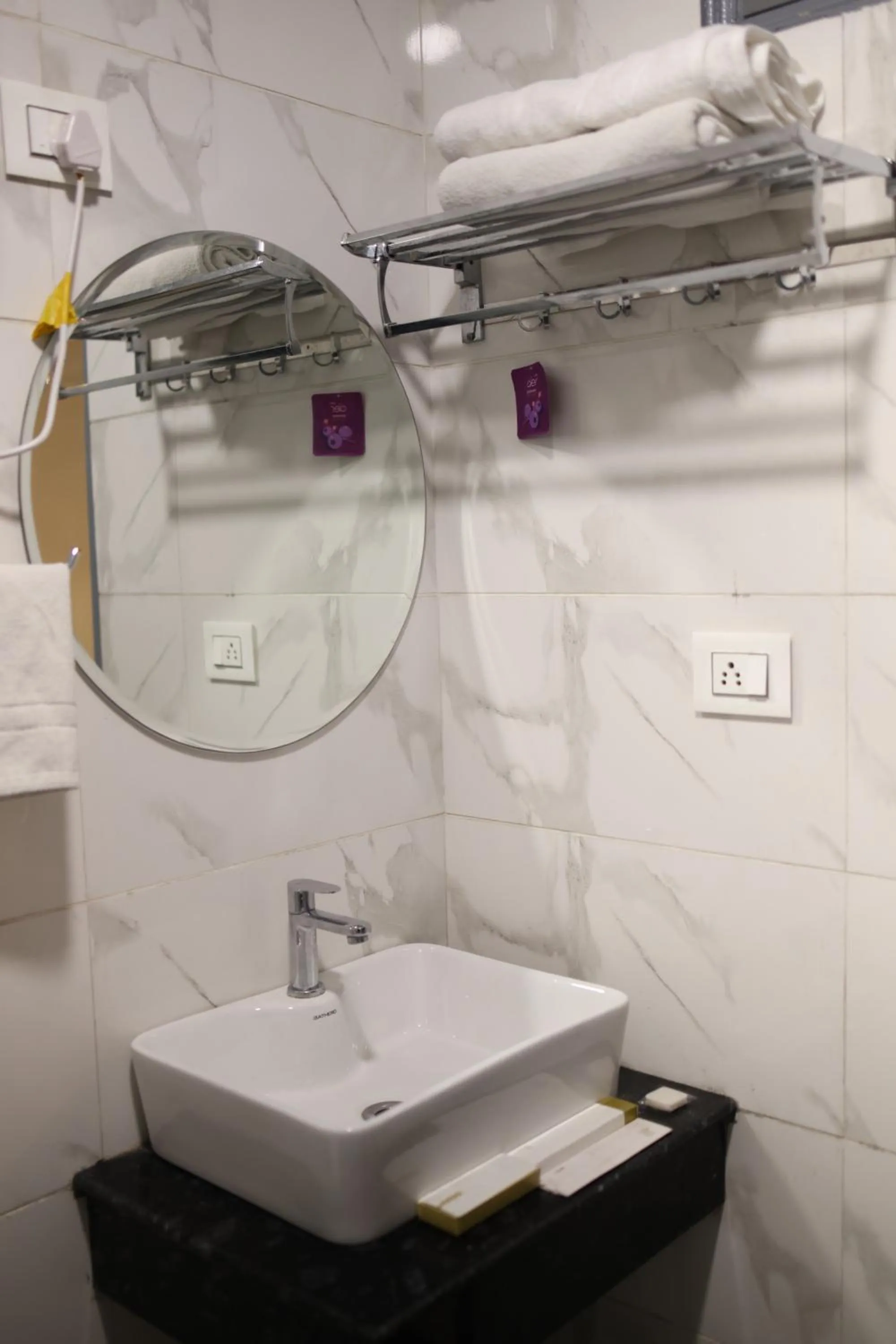 Bathroom in Gallivanto Inn - Rohini