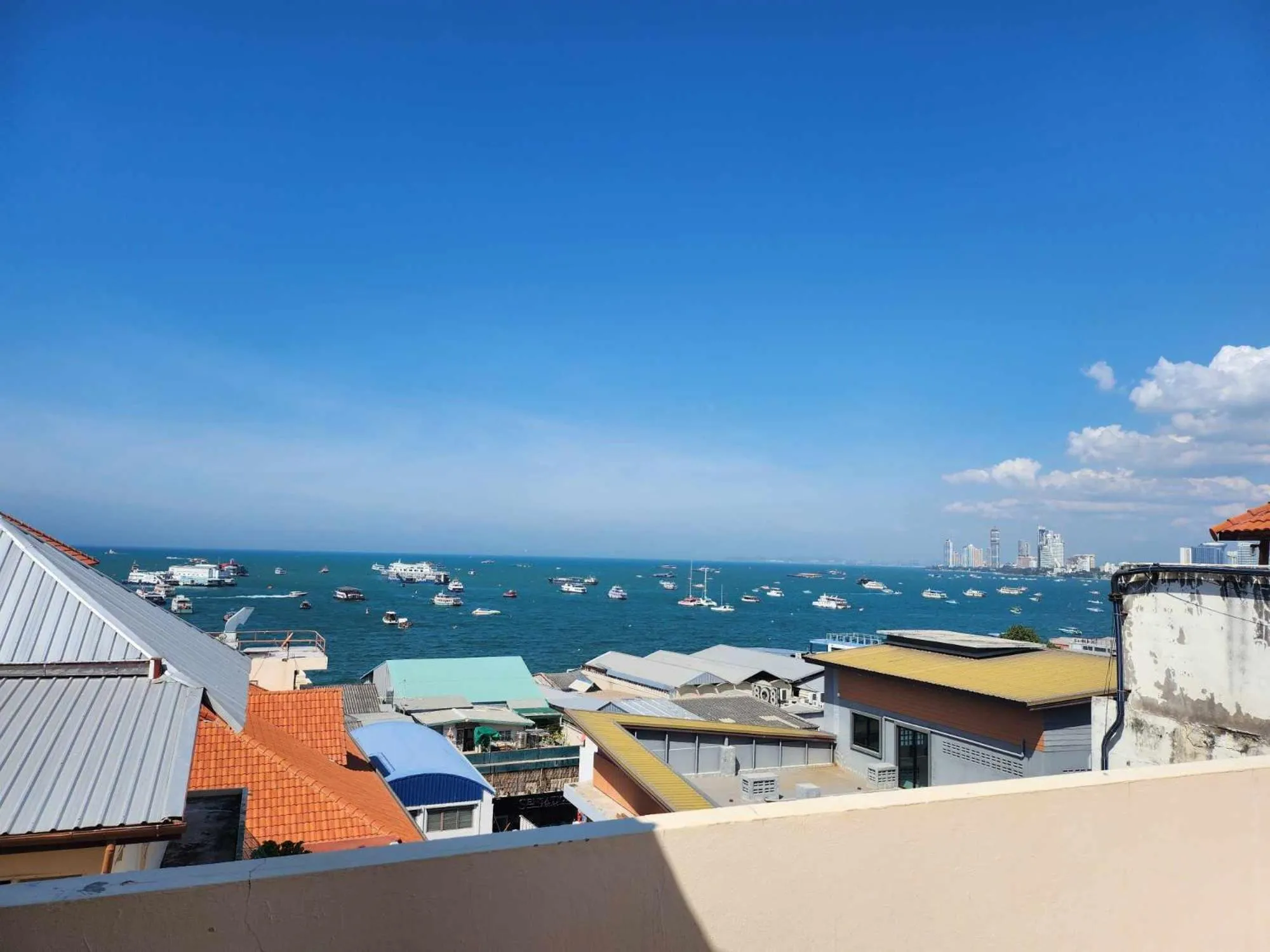 Sea view in White Rose​ Hotel​ II​