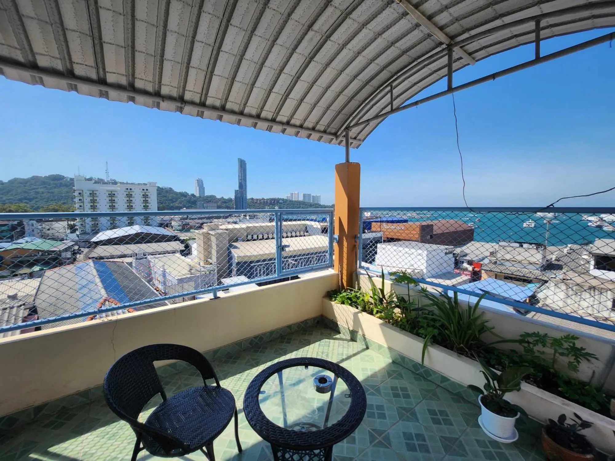 Sea view in White Rose​ Hotel​ II​