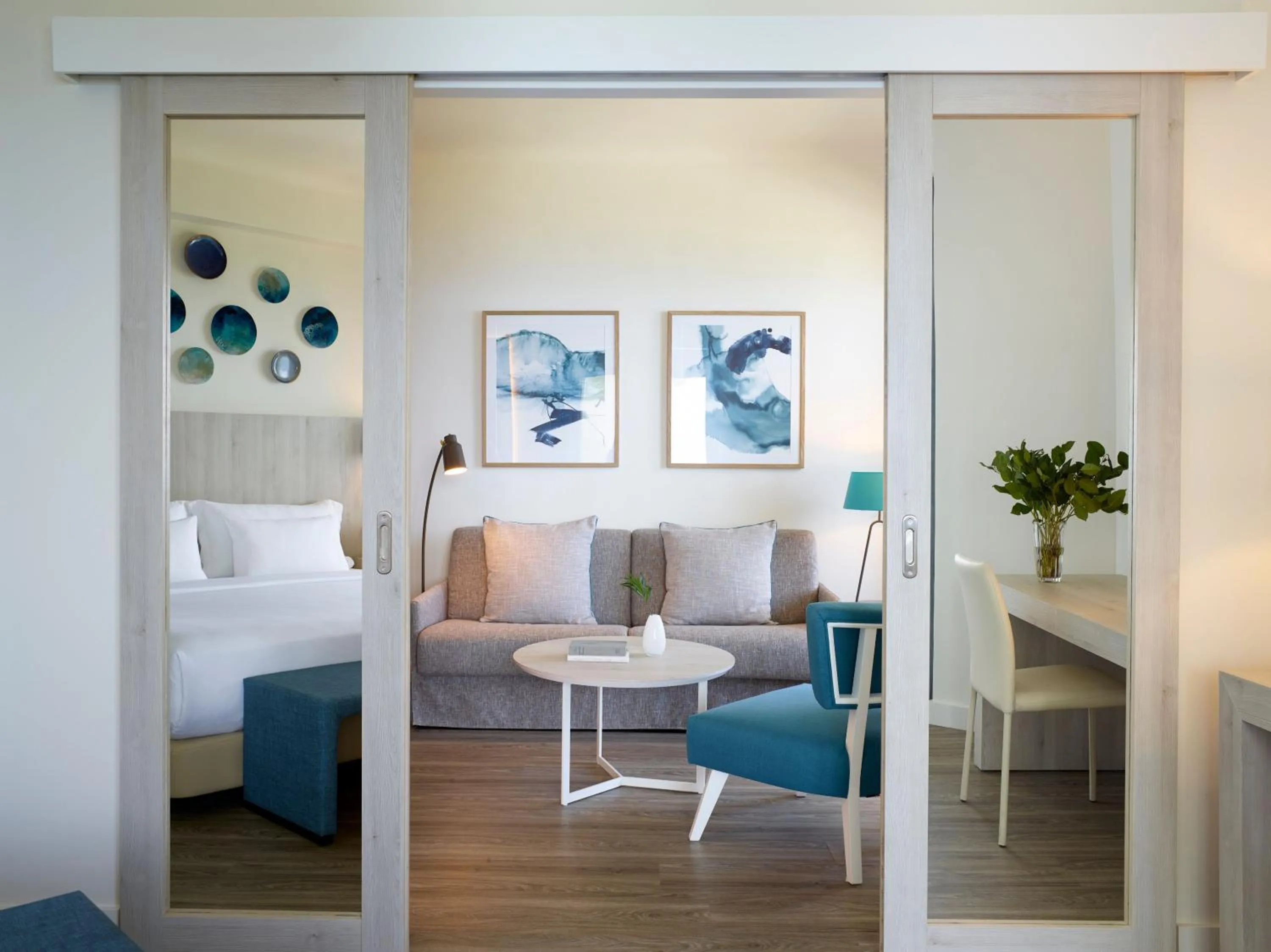 Living room, Bed in Amus Hotel & Spa