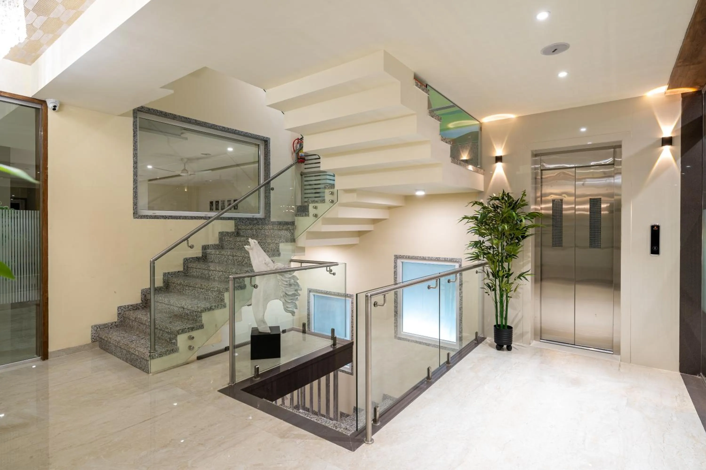 Lobby or reception in Hotel Devgiri