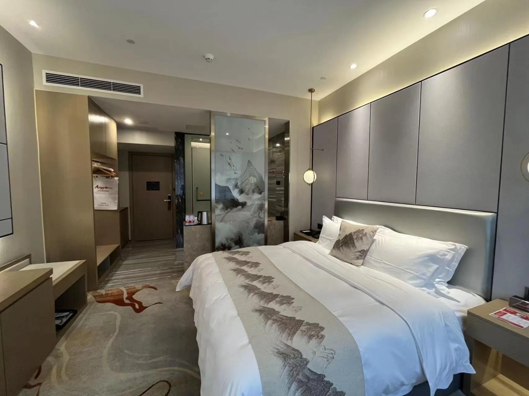 Bed in Qingyuan Argyle Hotel