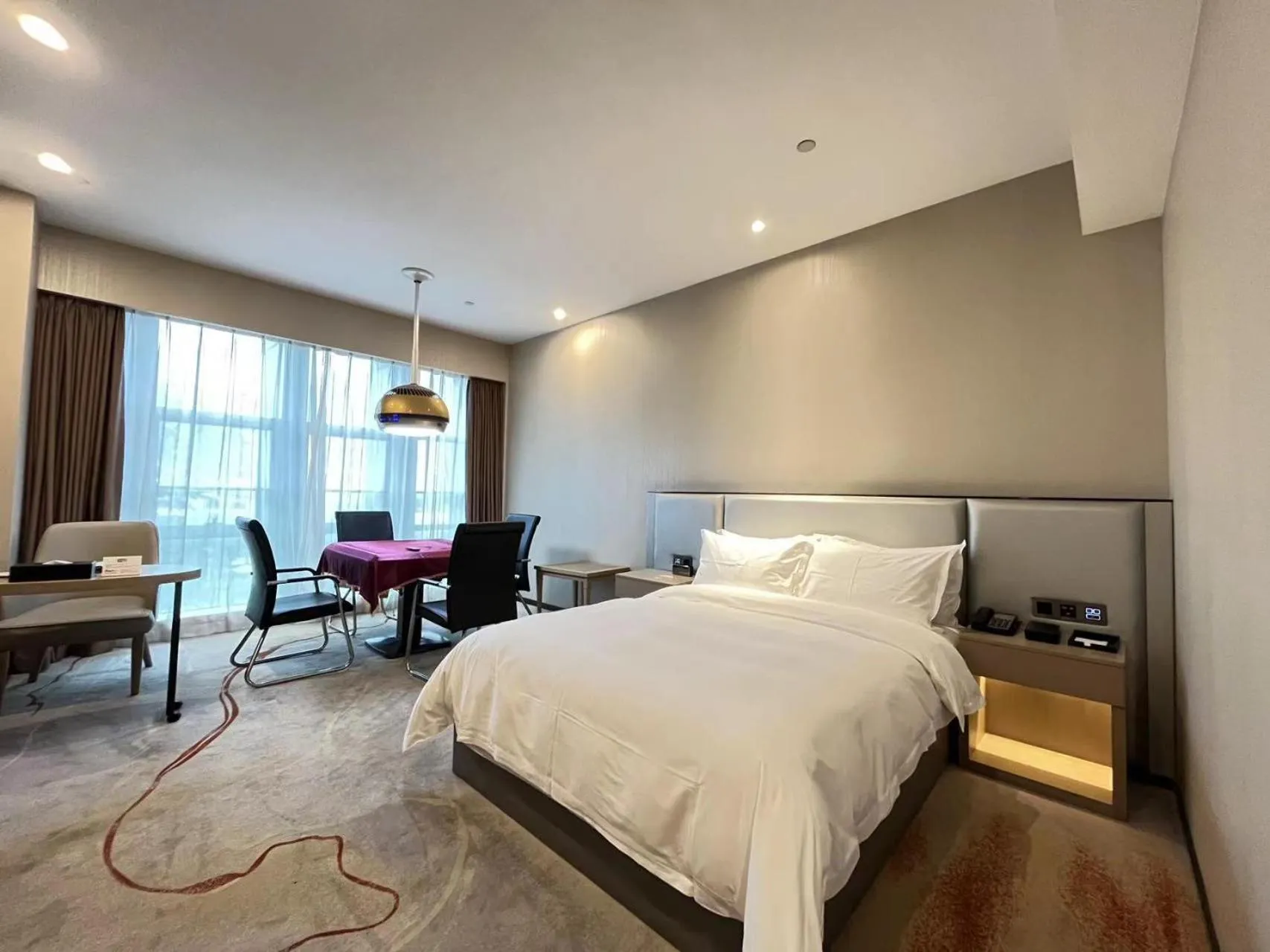Bed in Qingyuan Argyle Hotel