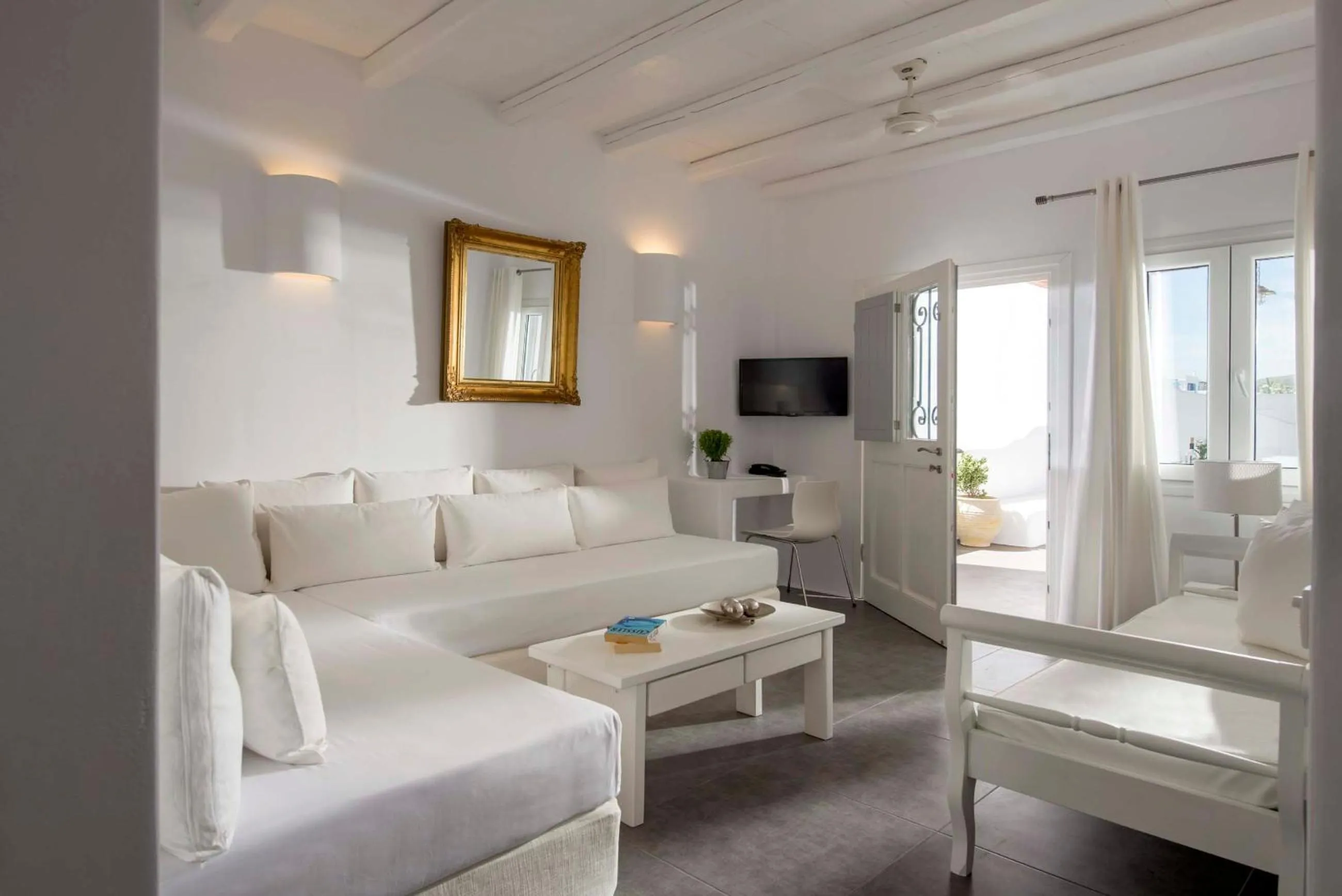 Living room in Nefeli Sunset Studios