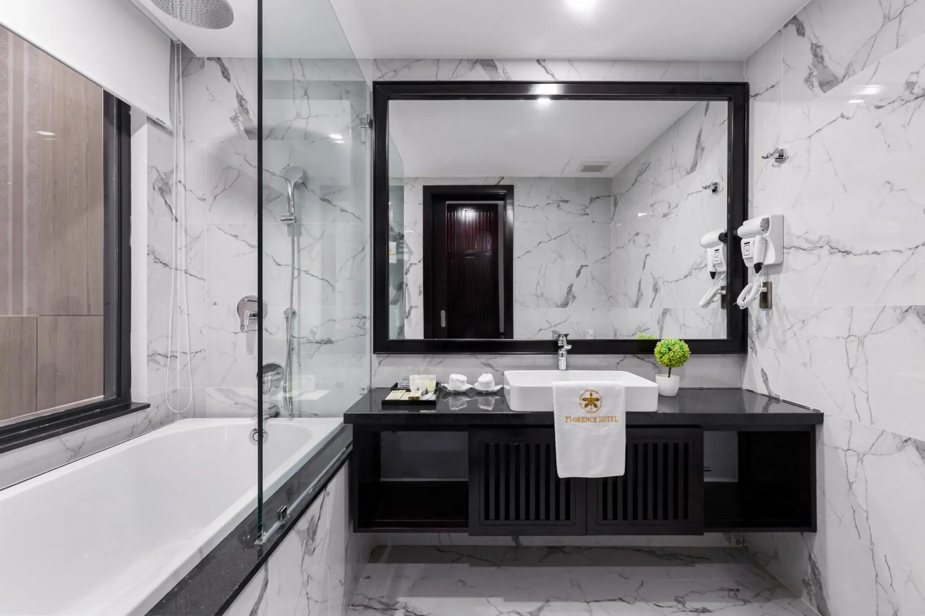 Family Room in Florence Hotel Family Room in Florence Hotel