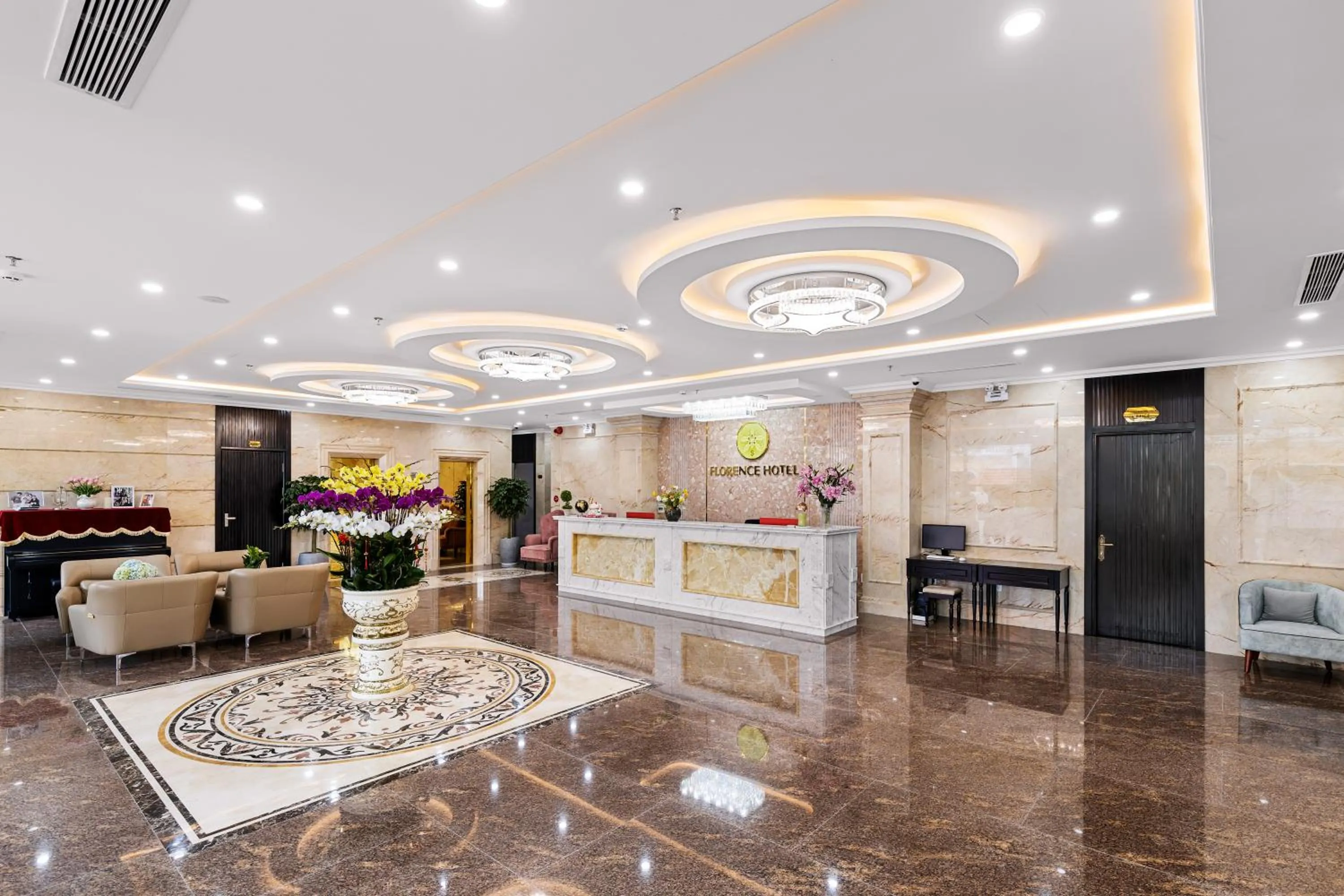 Lobby or reception in Florence Hotel