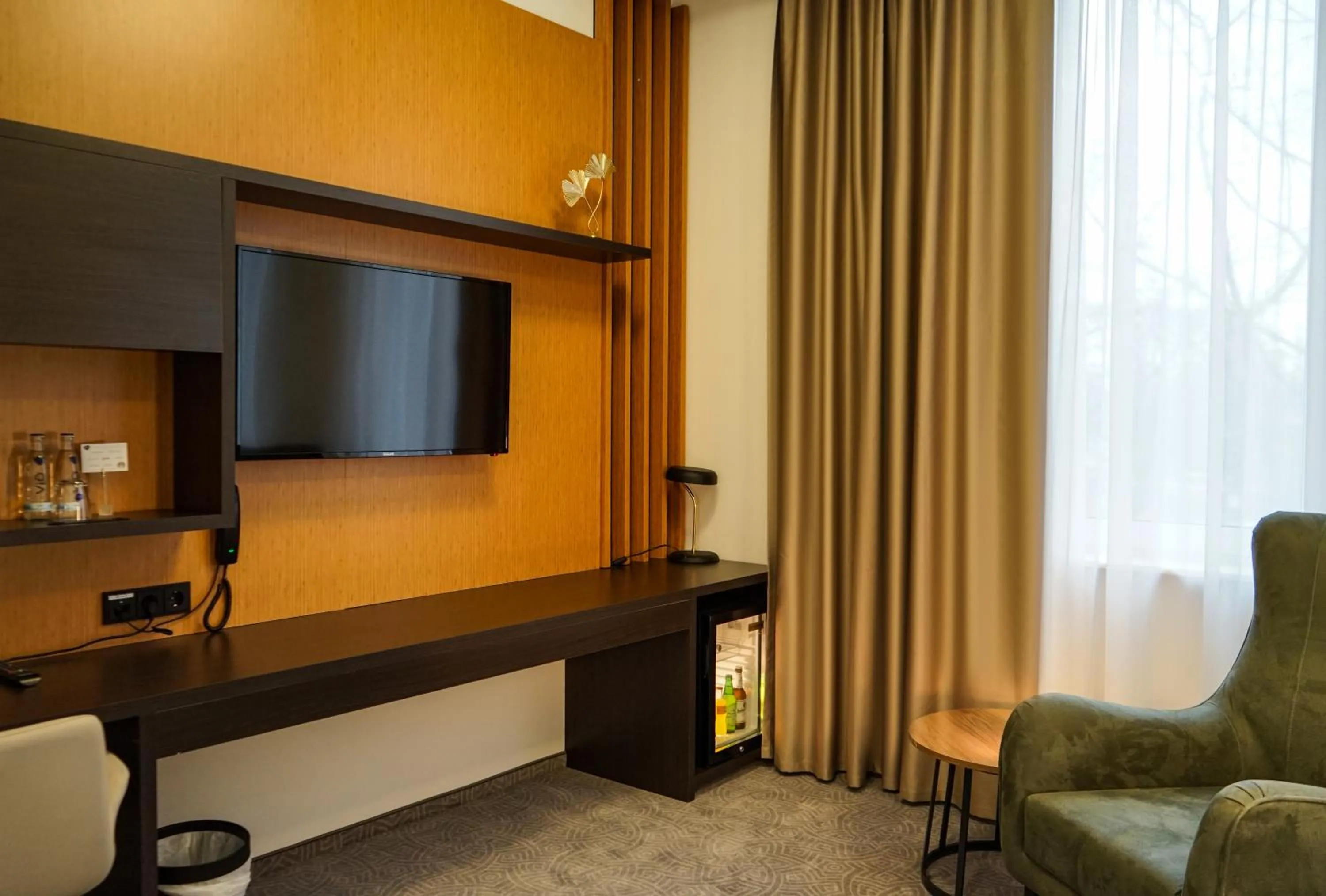 TV and multimedia in M-Pire Hotel Berlin