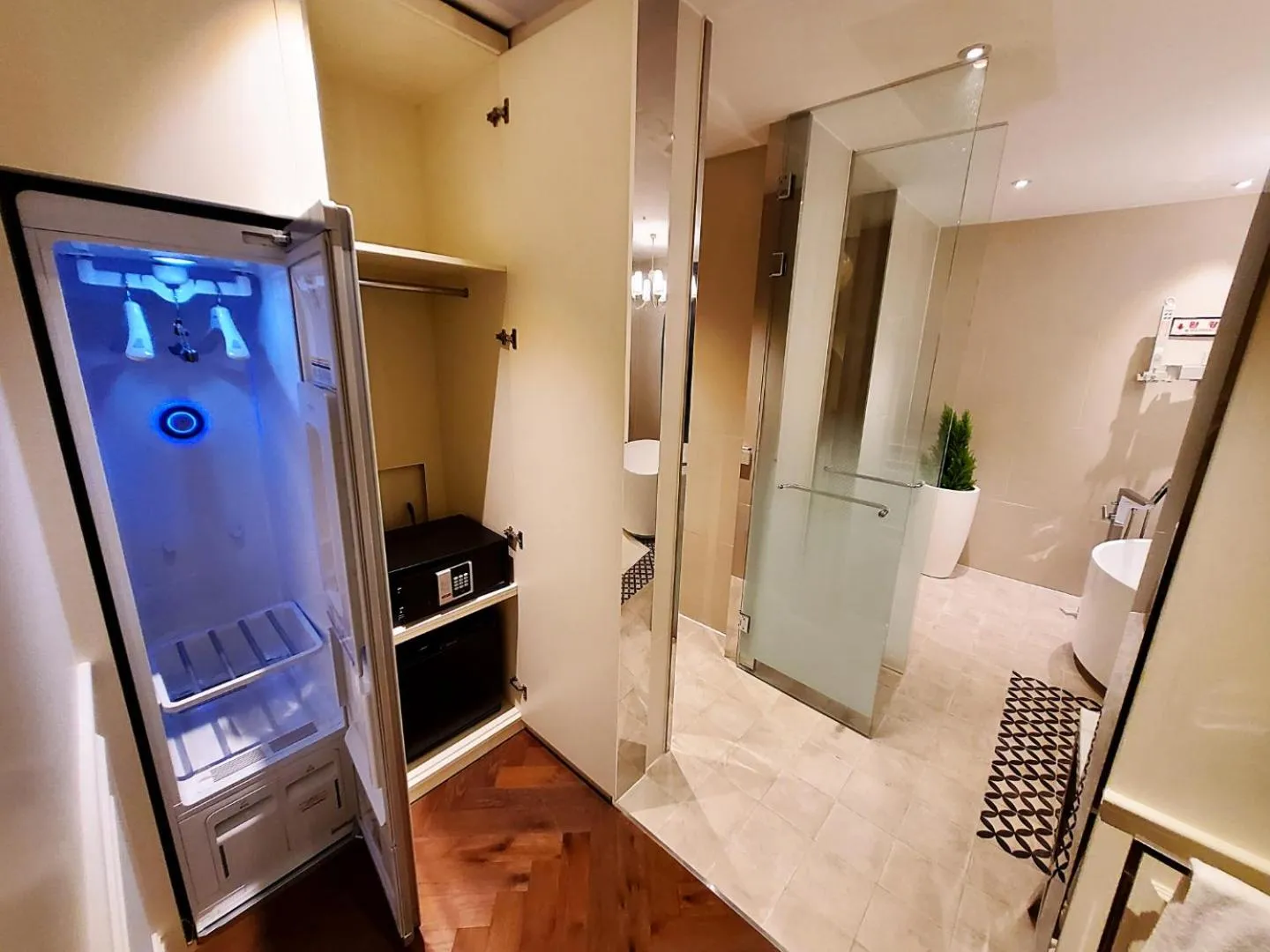 Bed in Le Stendal Hotel