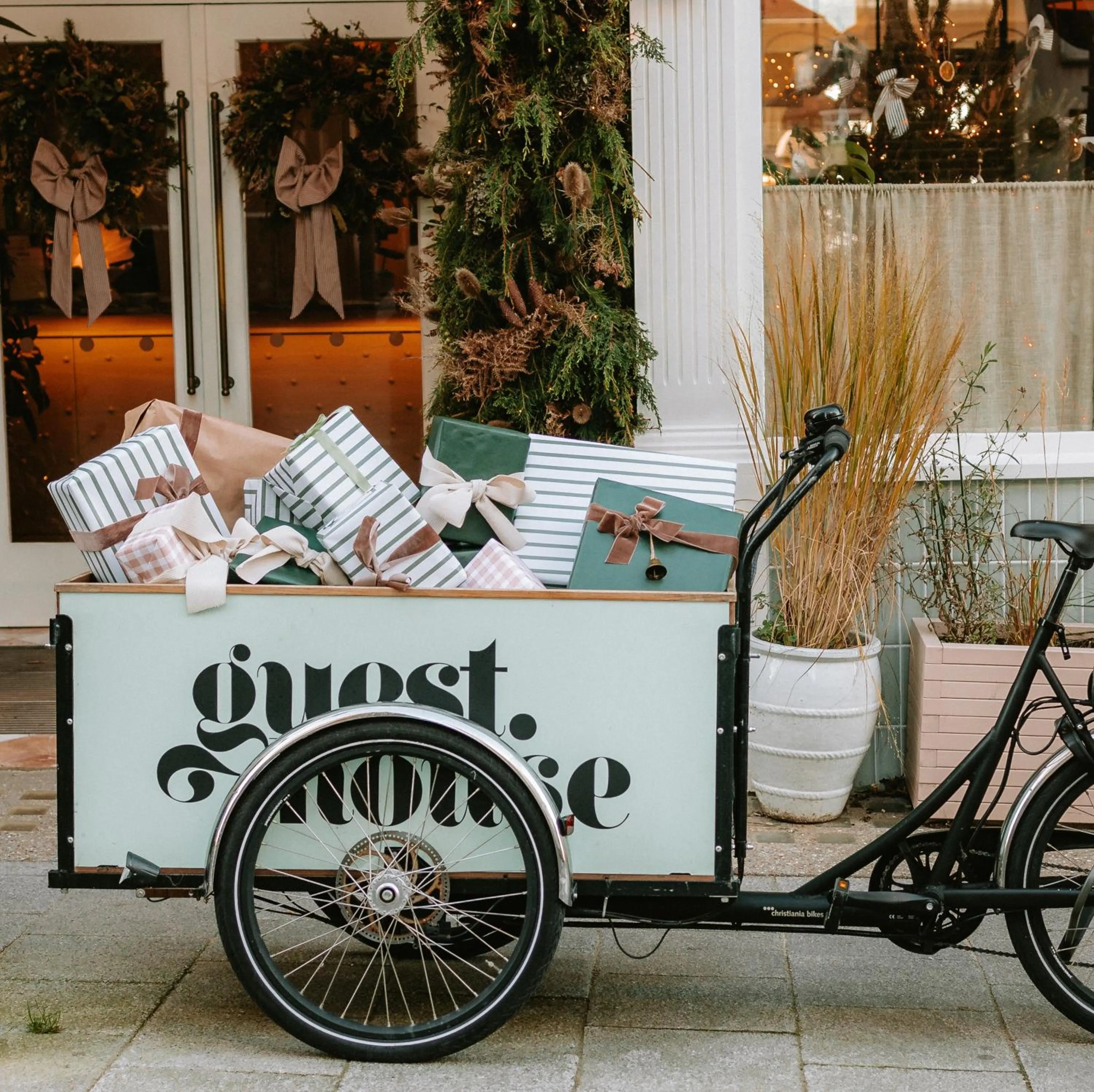 Facade/entrance in No 42 by GuestHouse, Margate