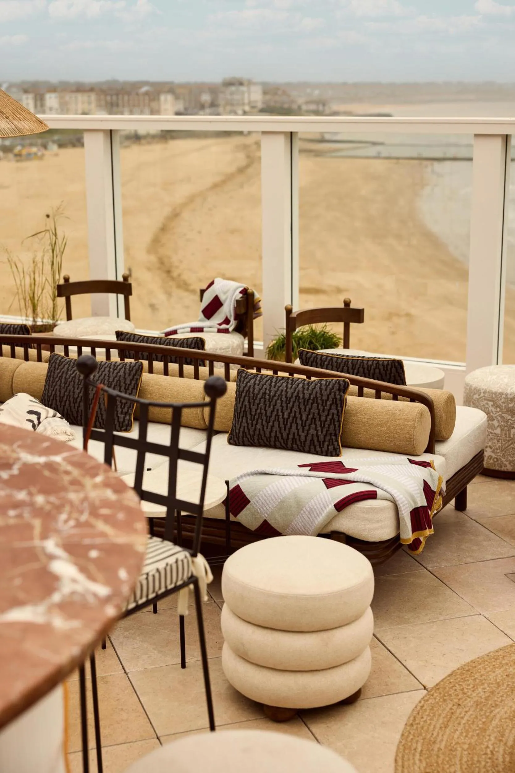 Restaurant/places to eat in No 42 by GuestHouse, Margate