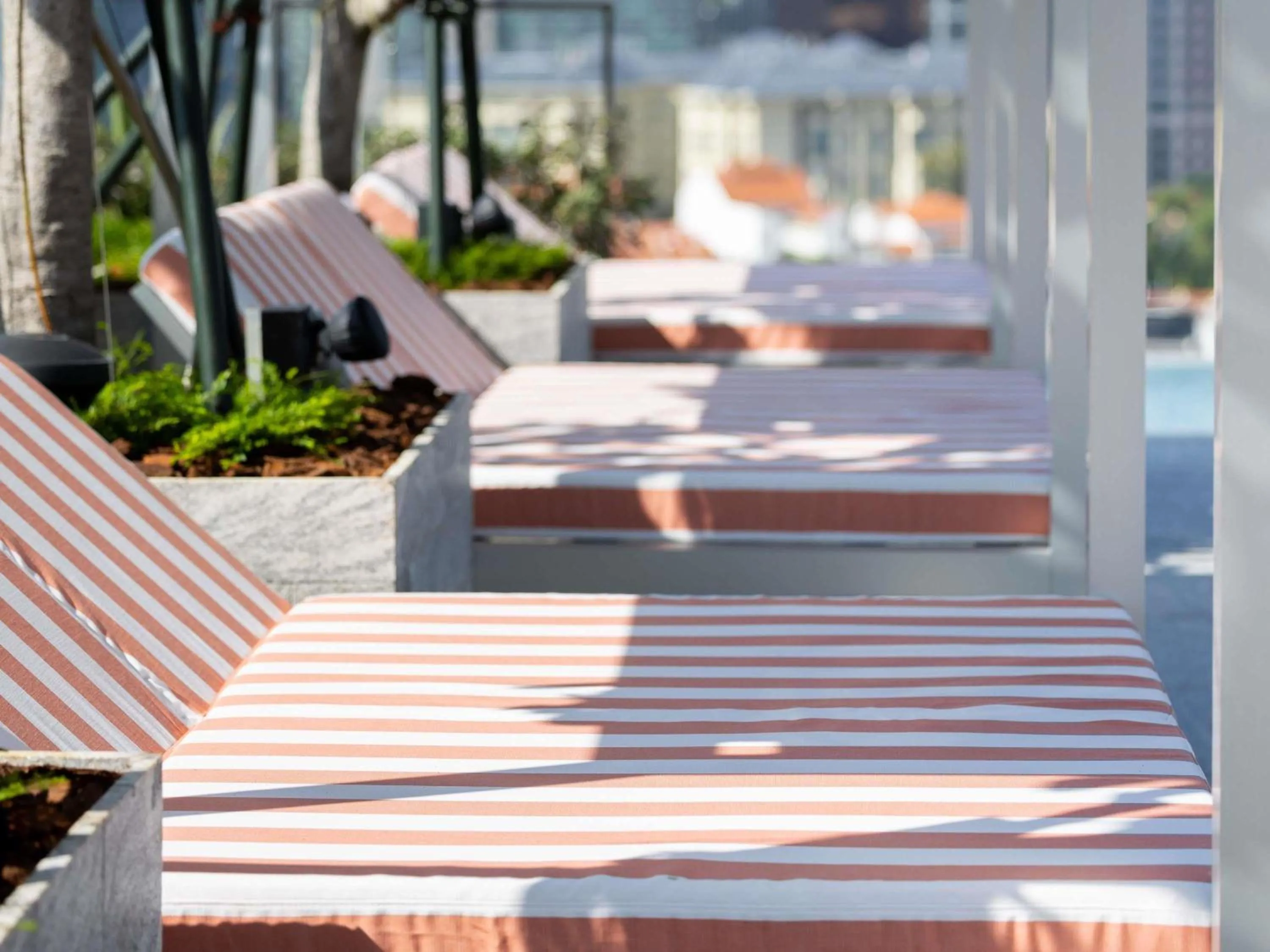 Lounge or bar in Mondrian Singapore Duxton