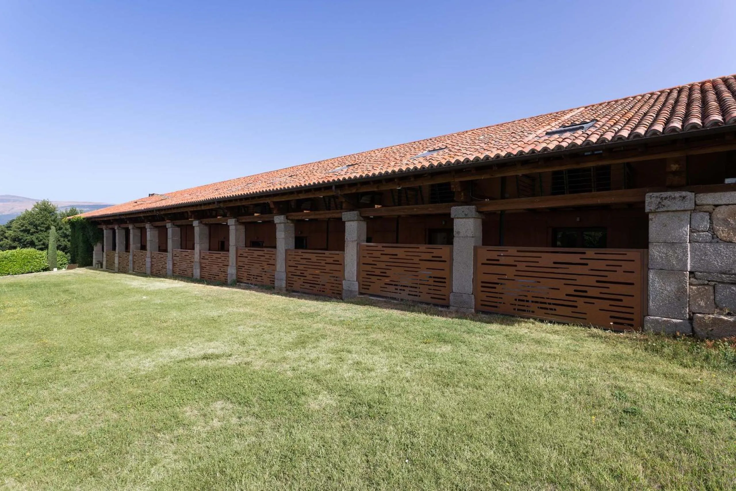 Decorative detail in Izan Puerta de Gredos