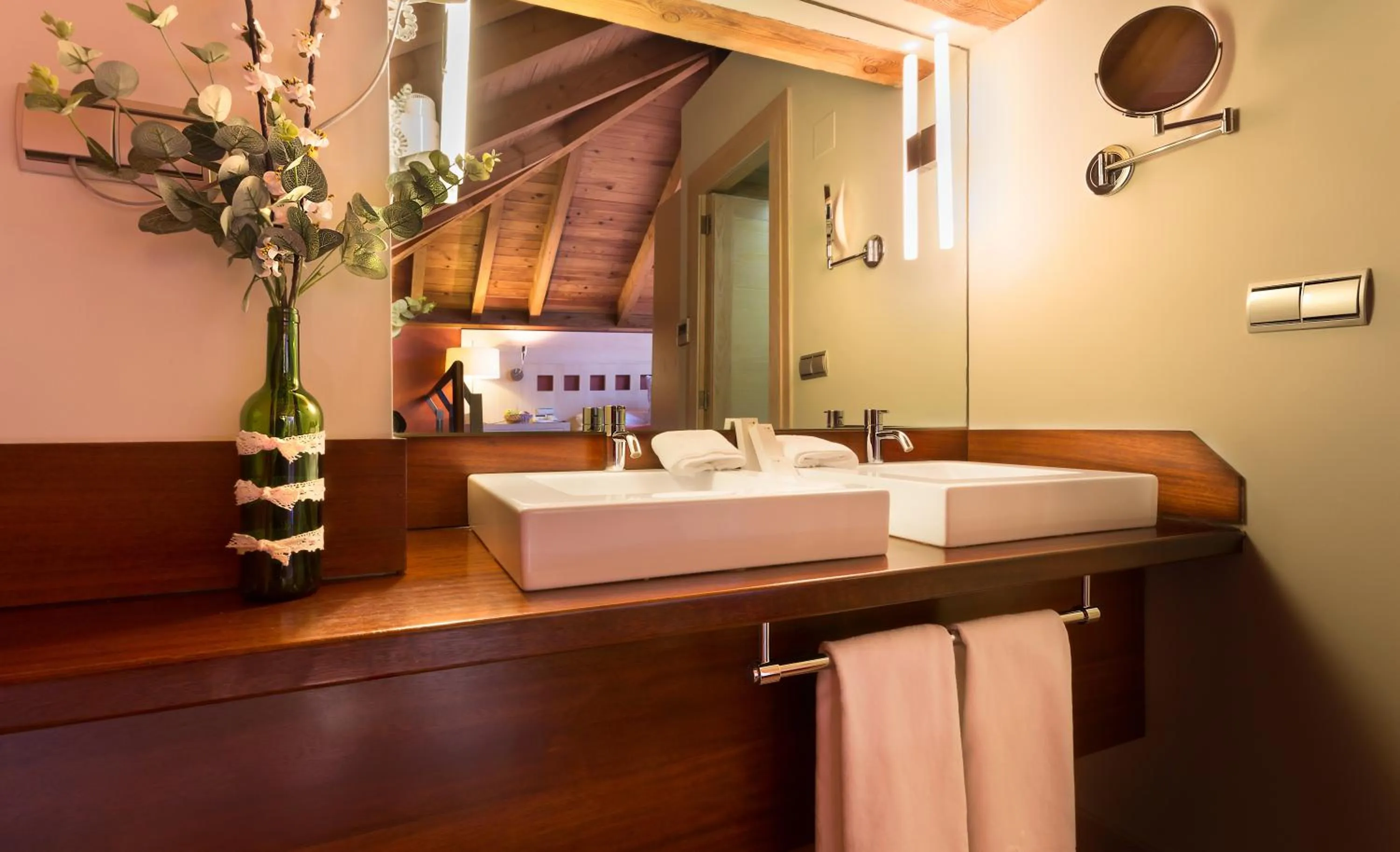 Bathroom in Izan Puerta de Gredos