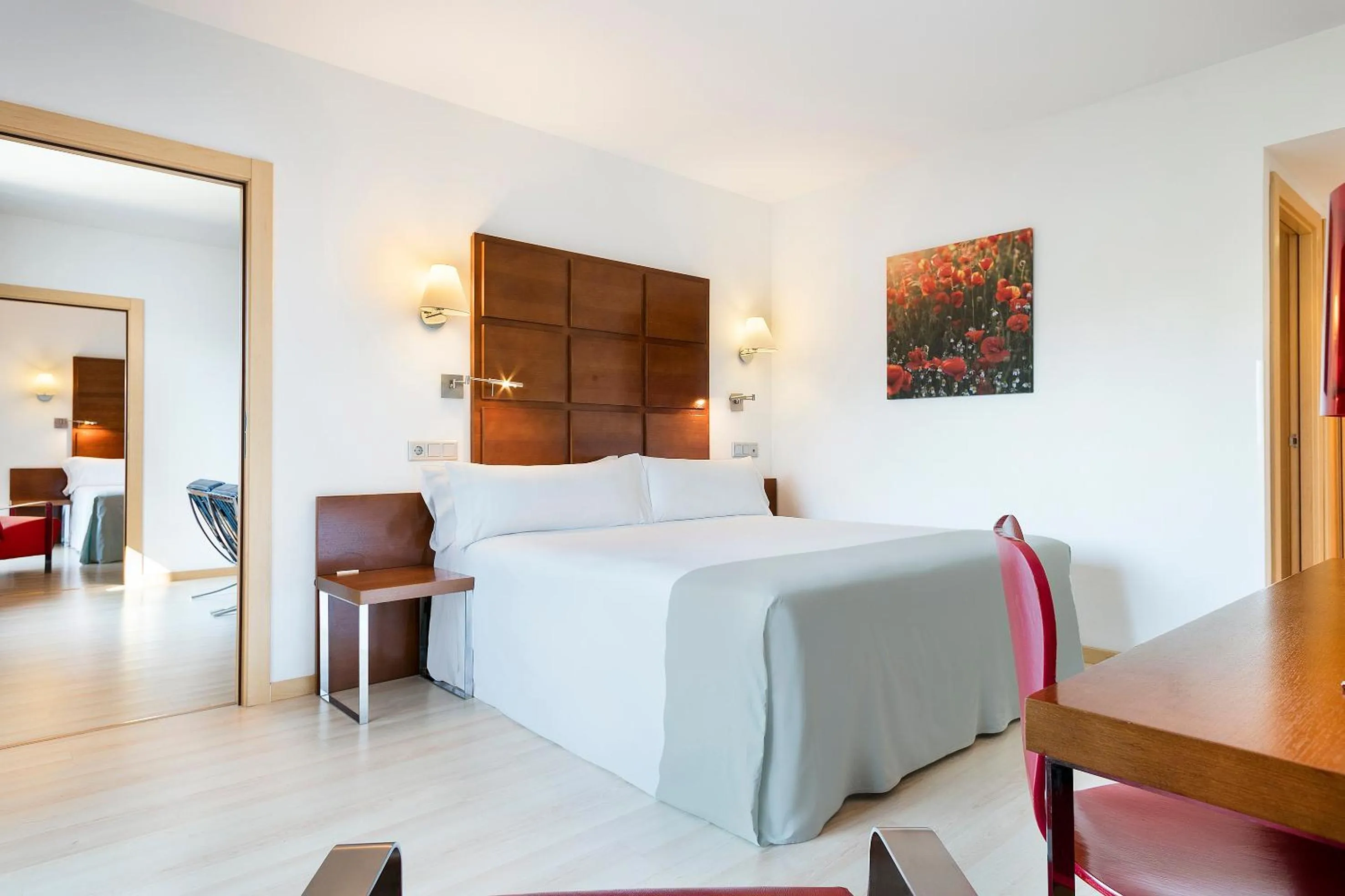 Photo of the whole room in Hotel Zentral Ave