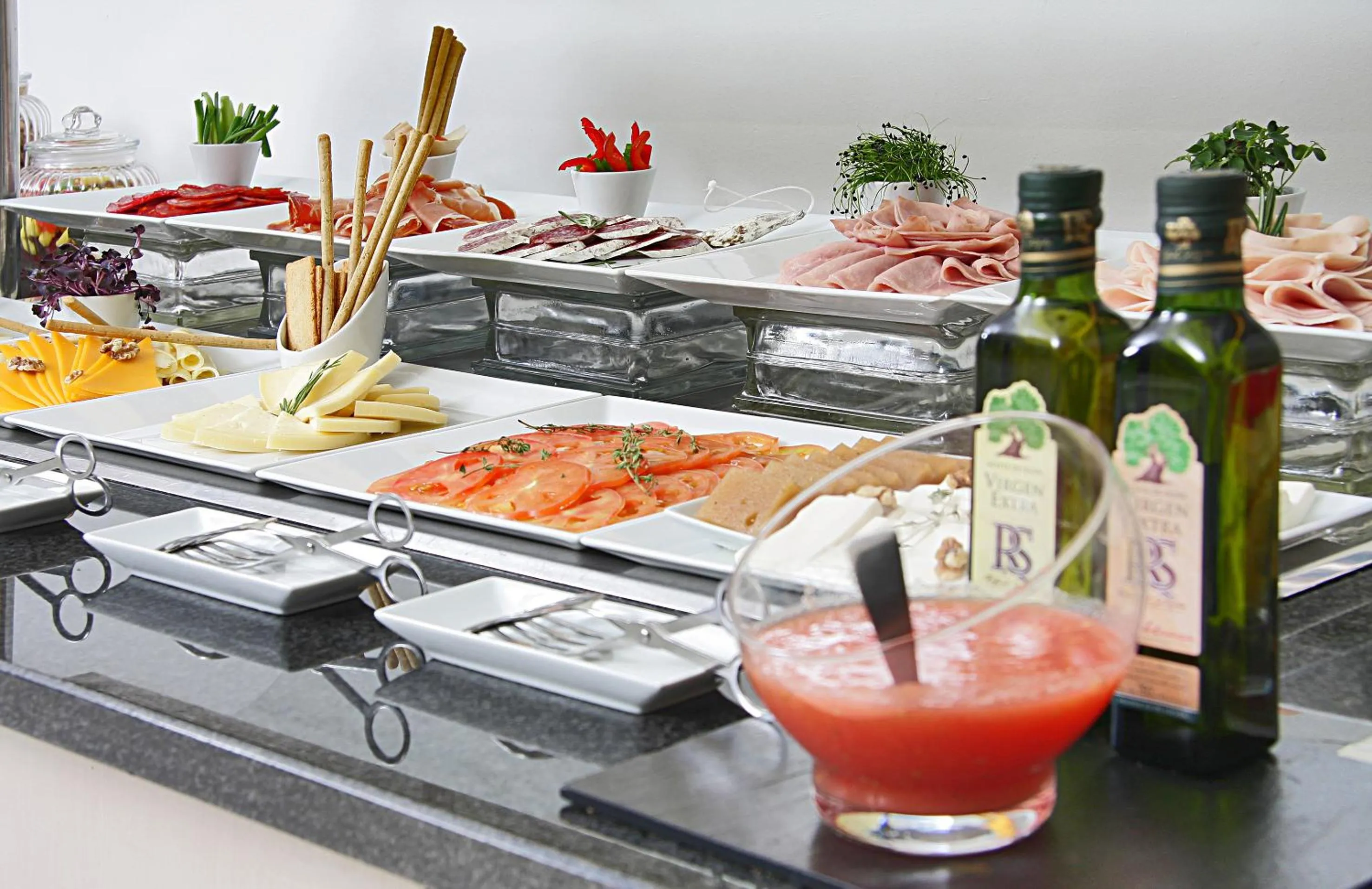 Buffet breakfast in Hotel Zentral Ave