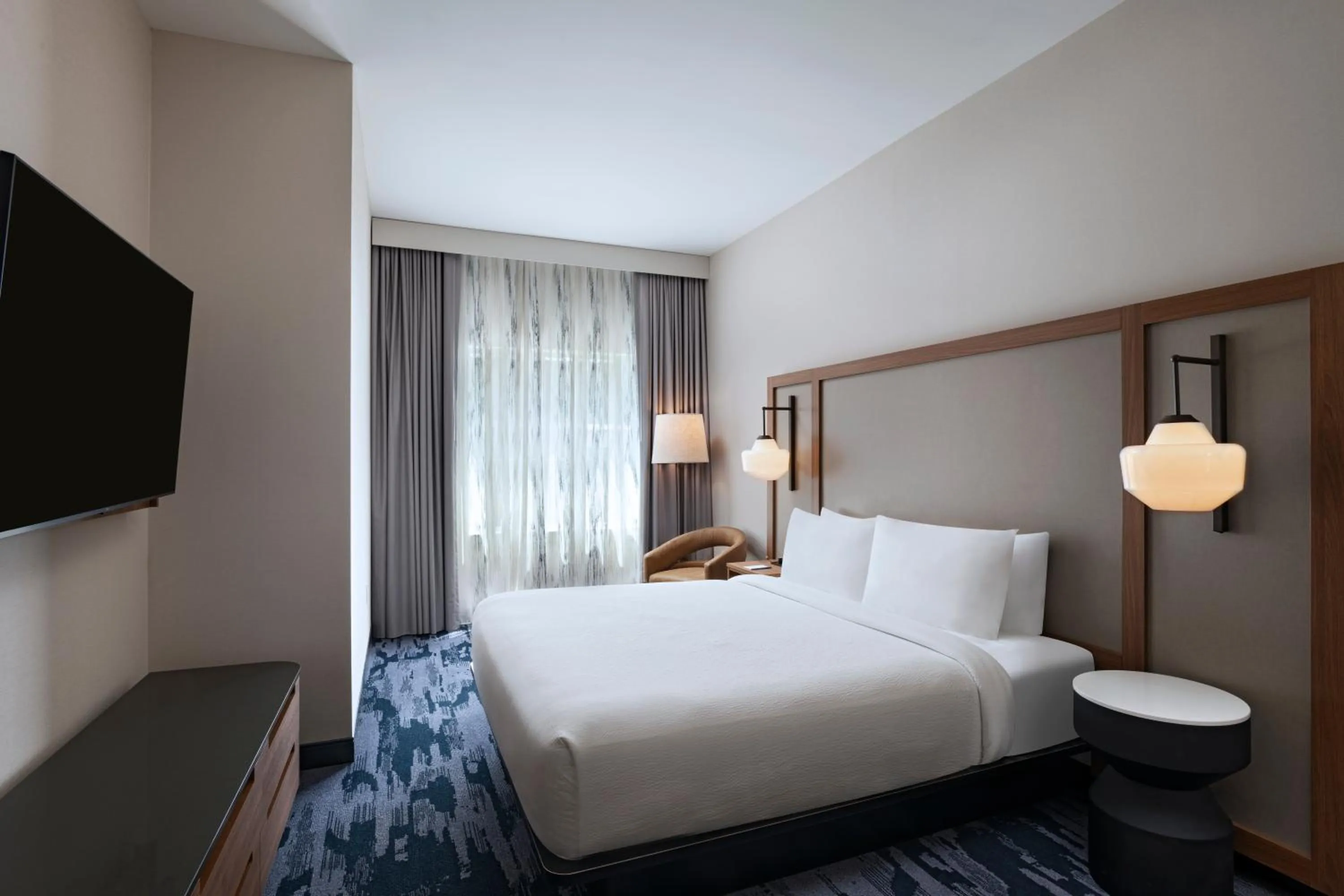 Bed in Fairfield Inn & Suites Austin Downtown