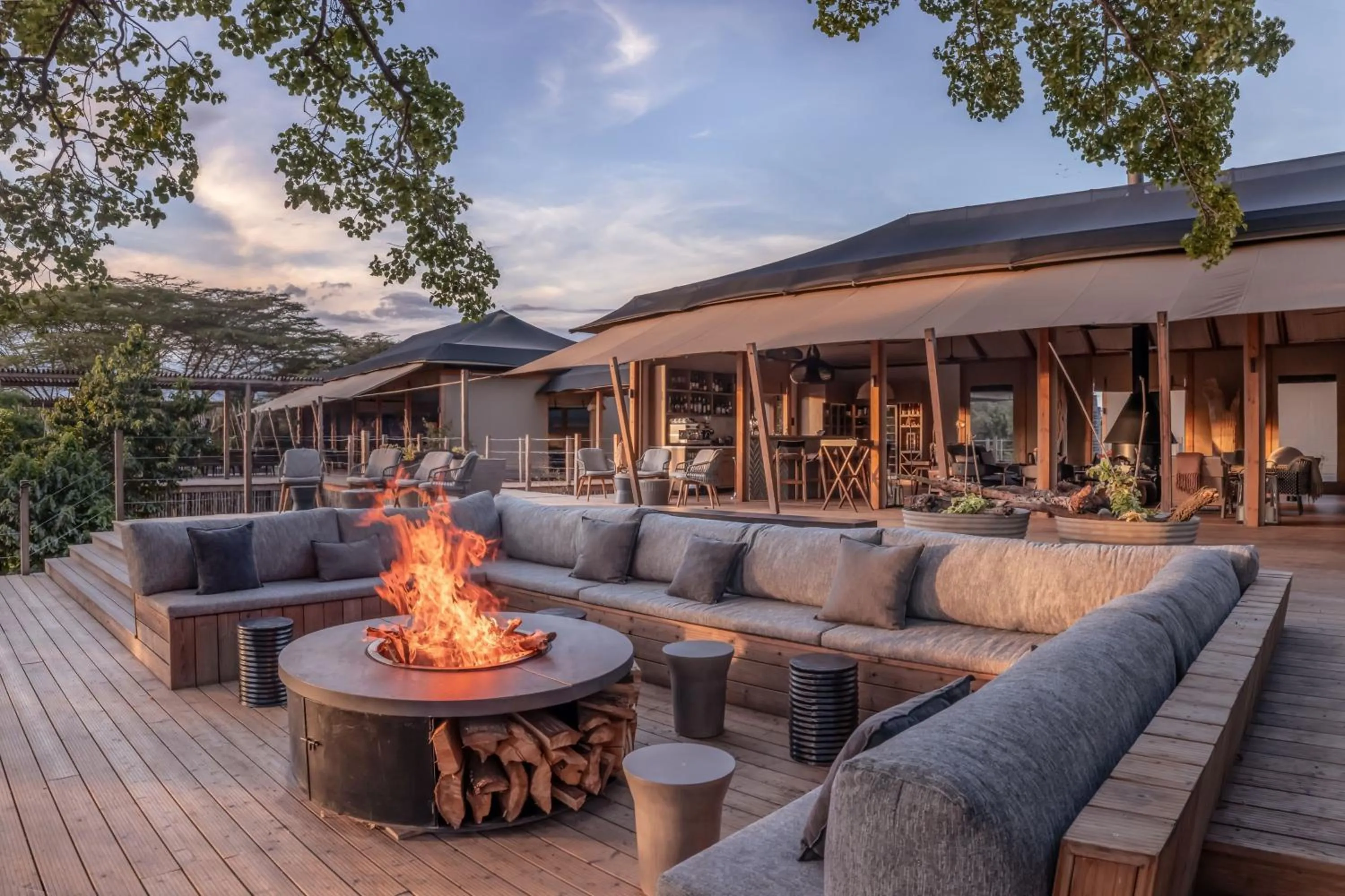 Lounge or bar in JW Marriott Masai Mara Lodge