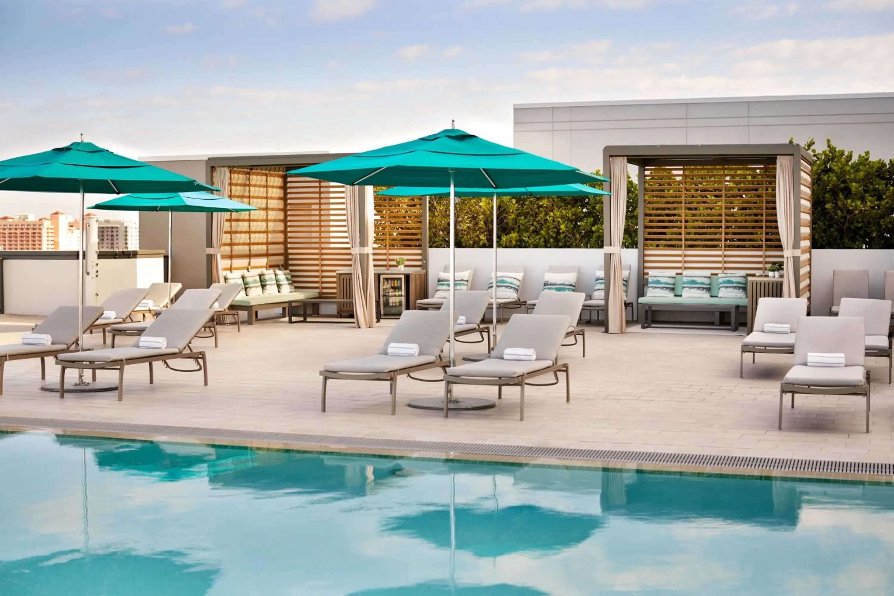 Swimming pool in JW Marriott Clearwater Beach Resort & Spa