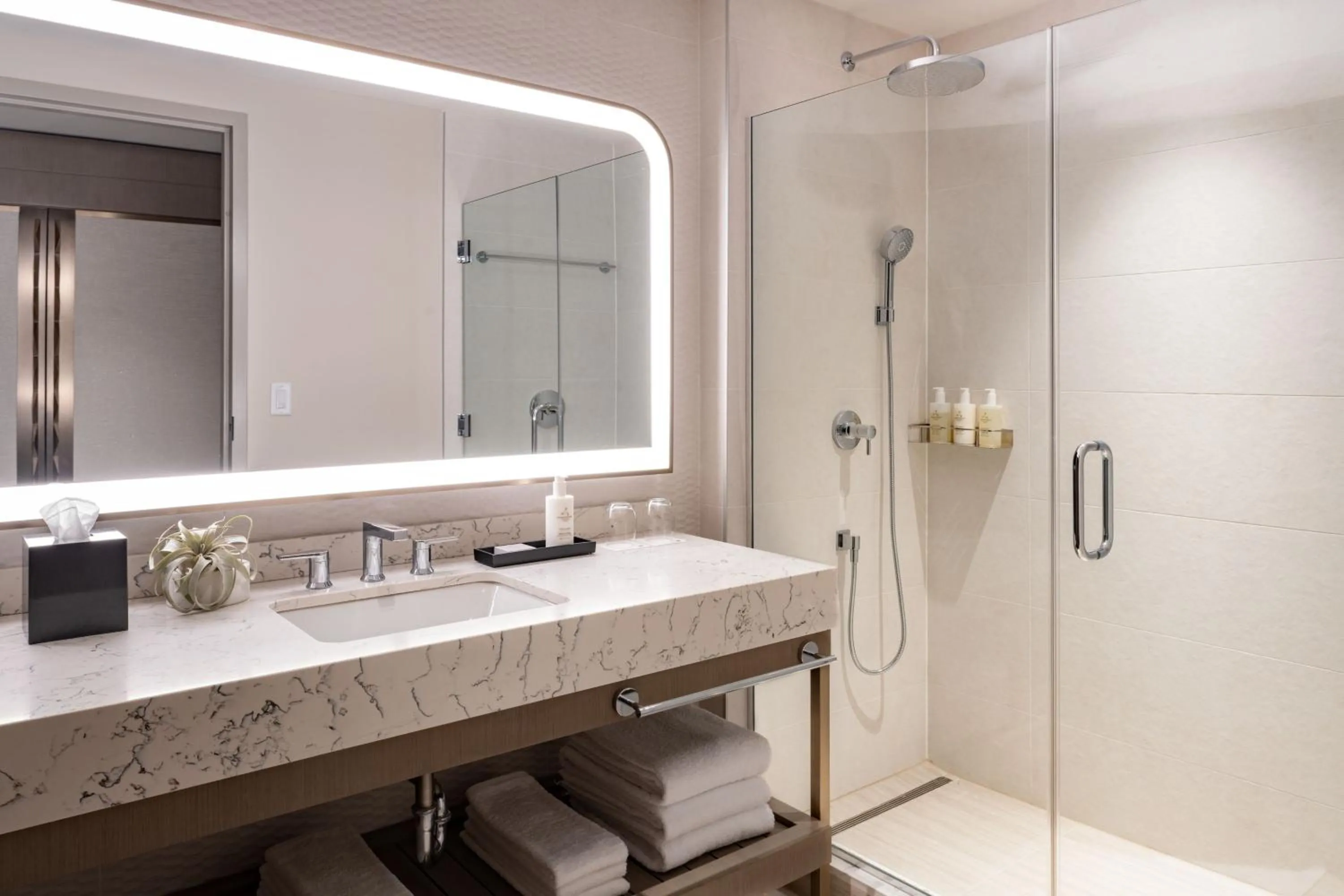 Photo of the whole room in JW Marriott Clearwater Beach Resort & Spa