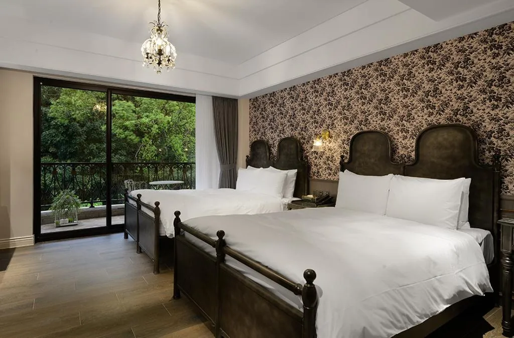 Bed in 格拉斯行館 Grasse Grace Manor 苗栗唯一SLH會員