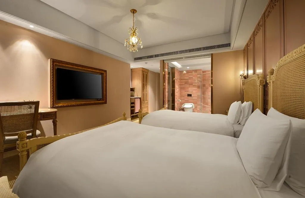 Bed in 格拉斯行館 Grasse Grace Manor 苗栗唯一SLH會員