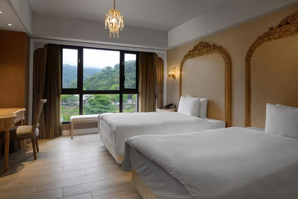 Bed in 格拉斯行館 Grasse Grace Manor 苗栗唯一SLH會員