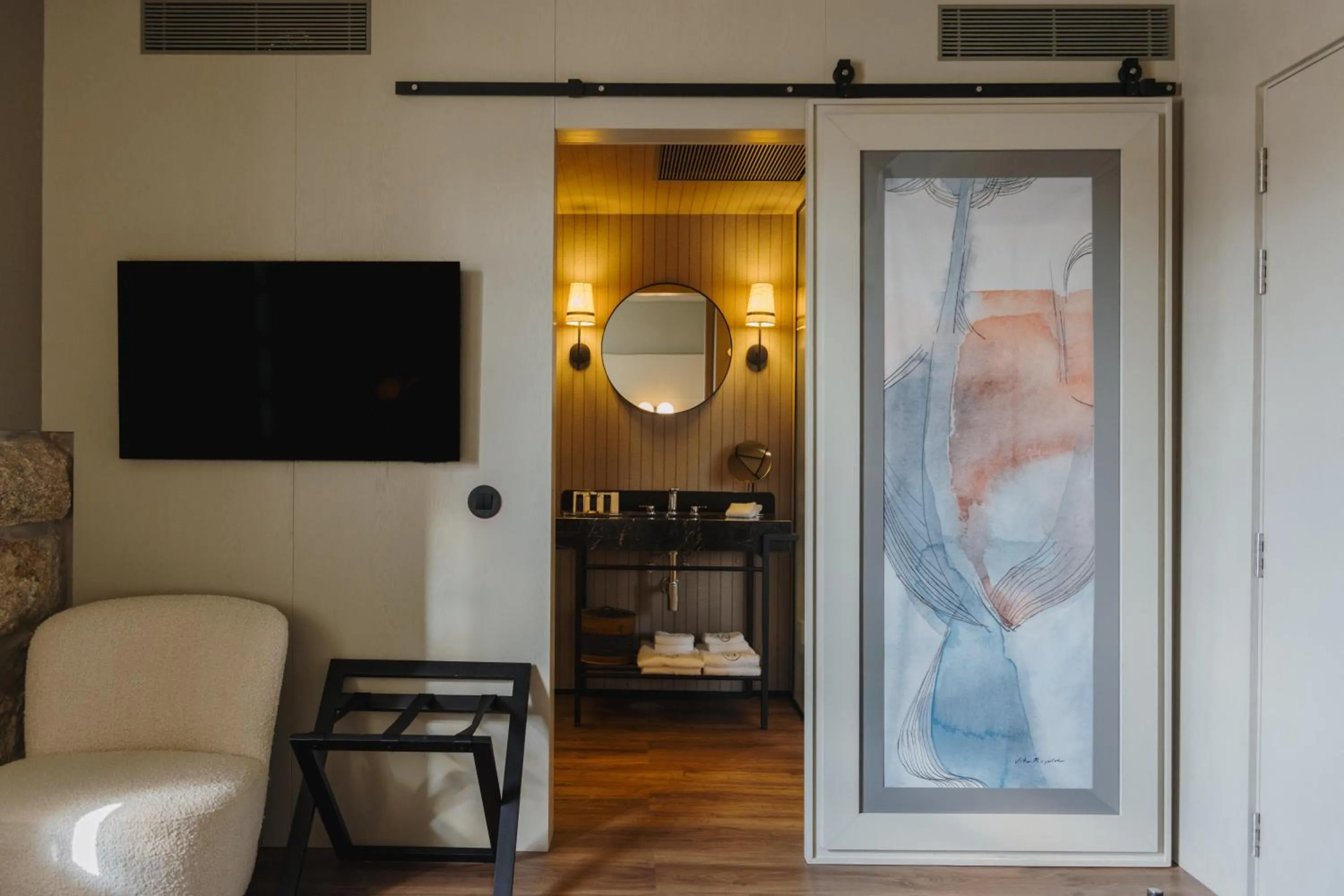 TV and multimedia in Timbre Virtudes