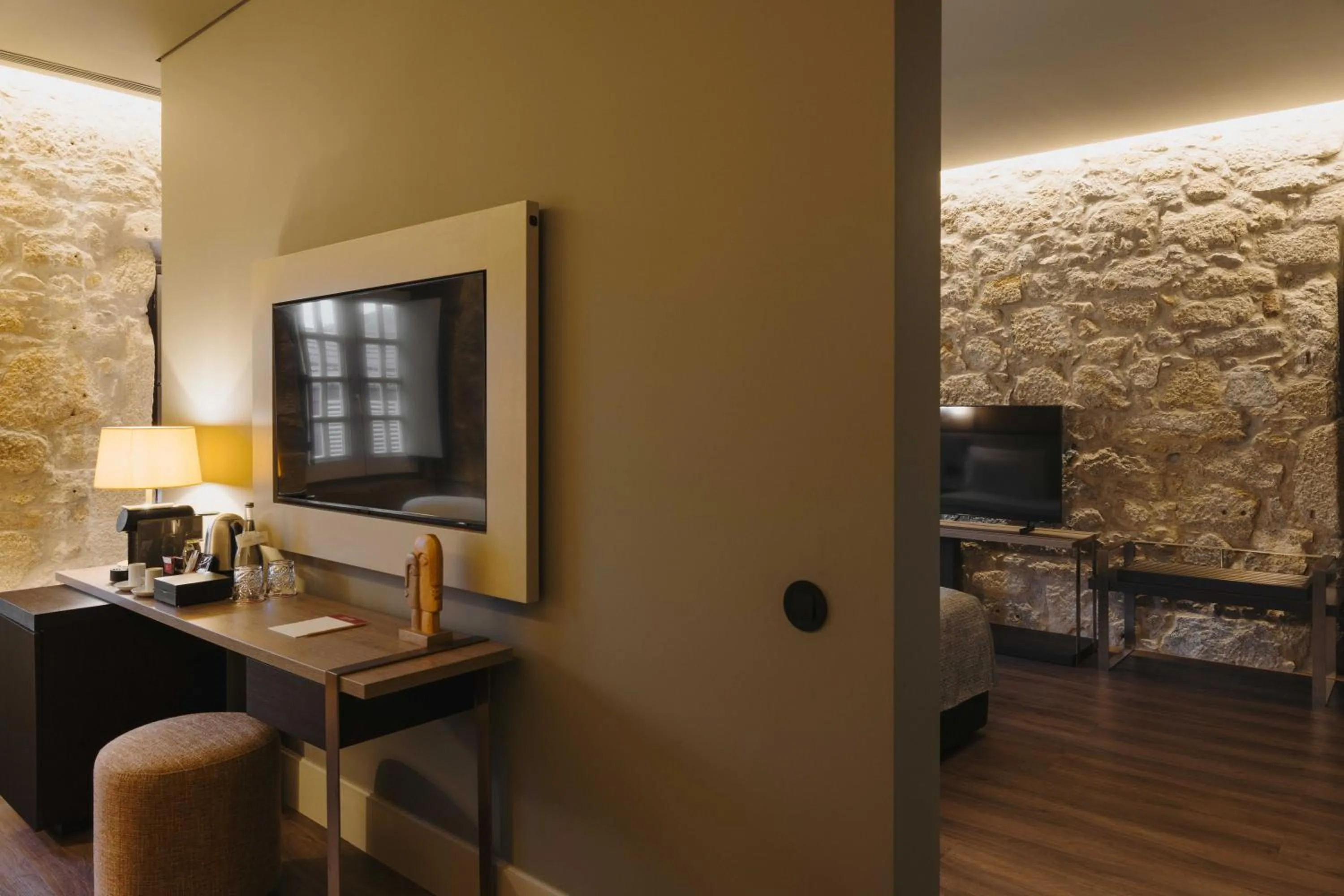 TV and multimedia in Timbre Virtudes