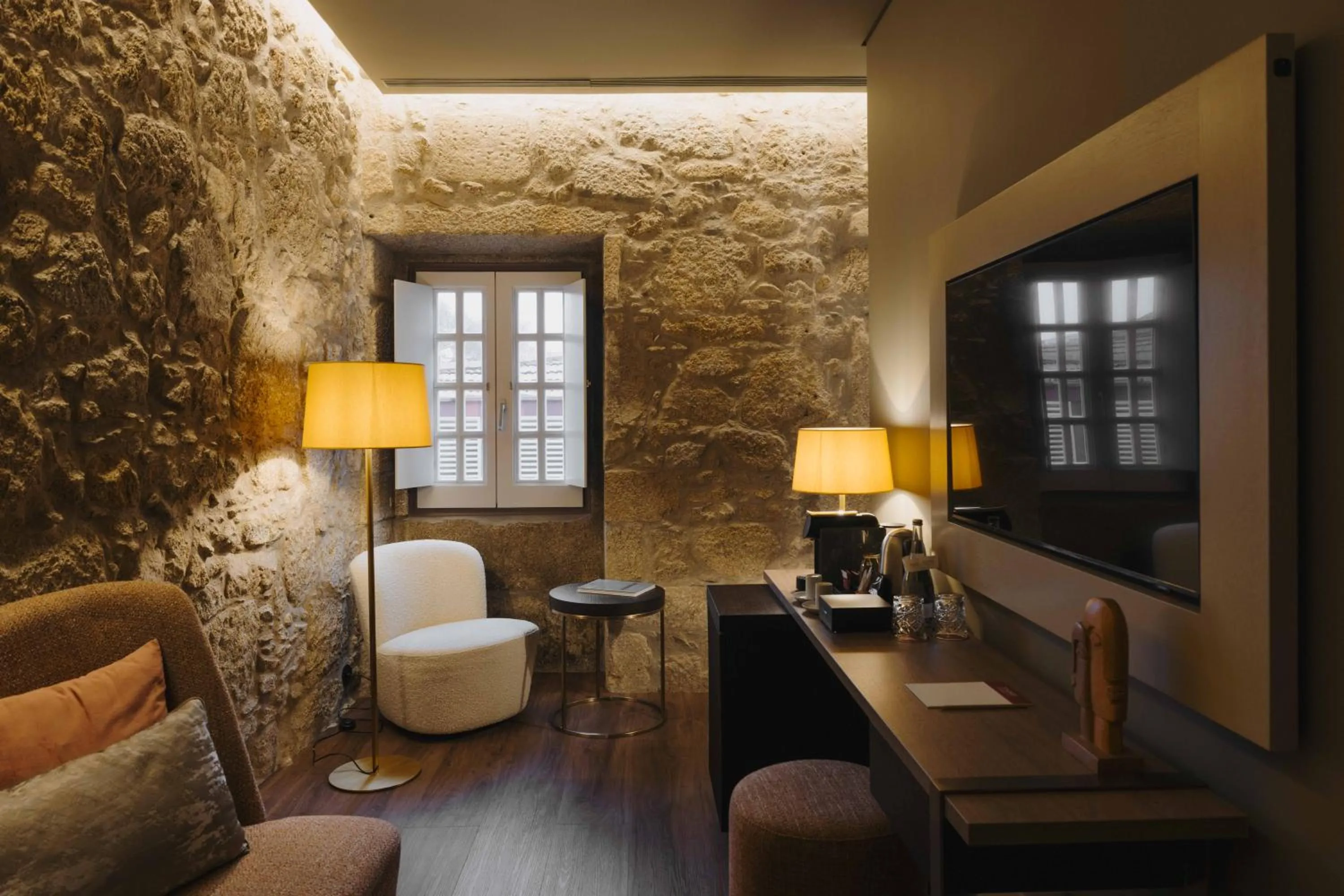 TV and multimedia in Timbre Virtudes