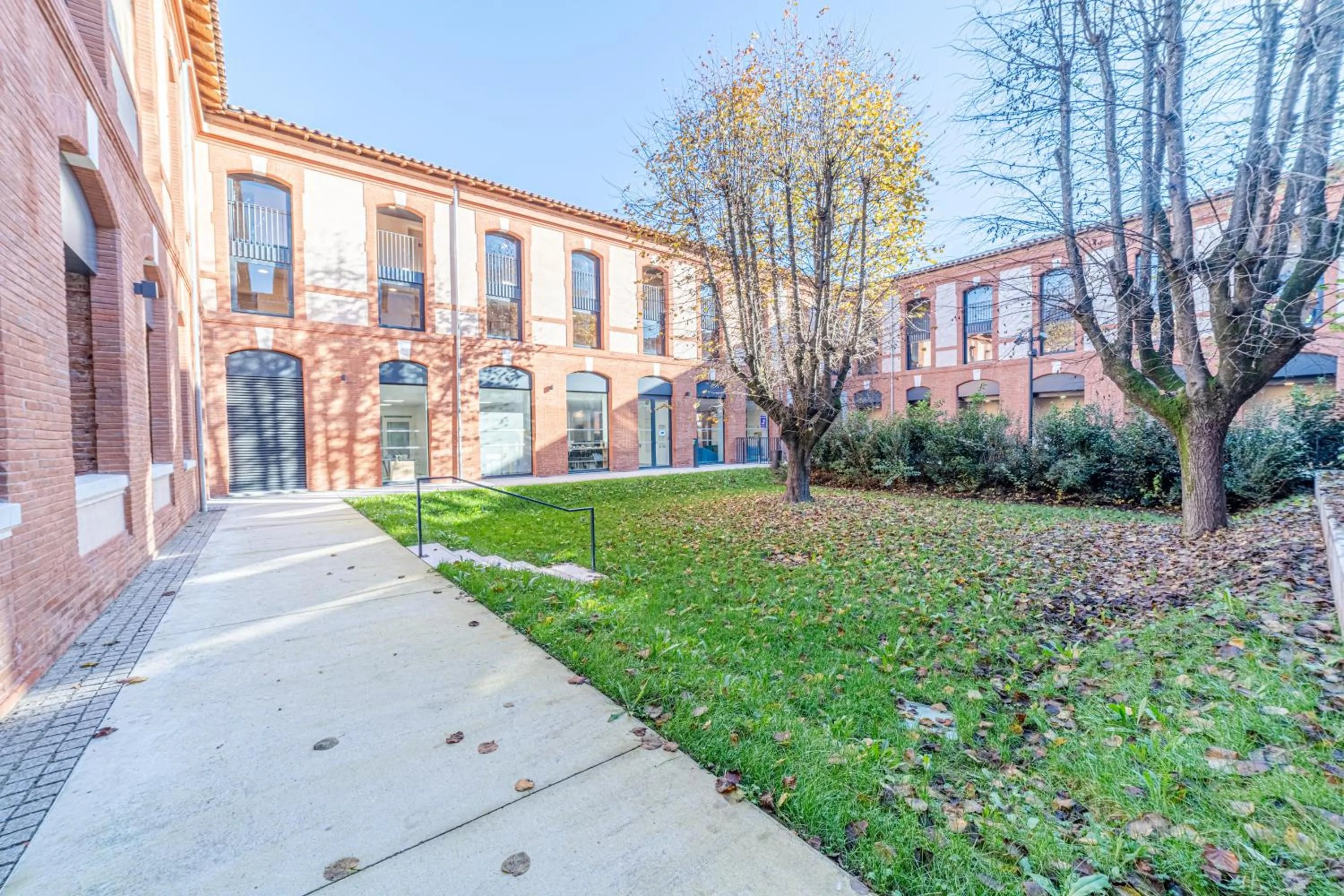 Garden in Montempô Appart'Hôtel Toulouse Cité Internationale