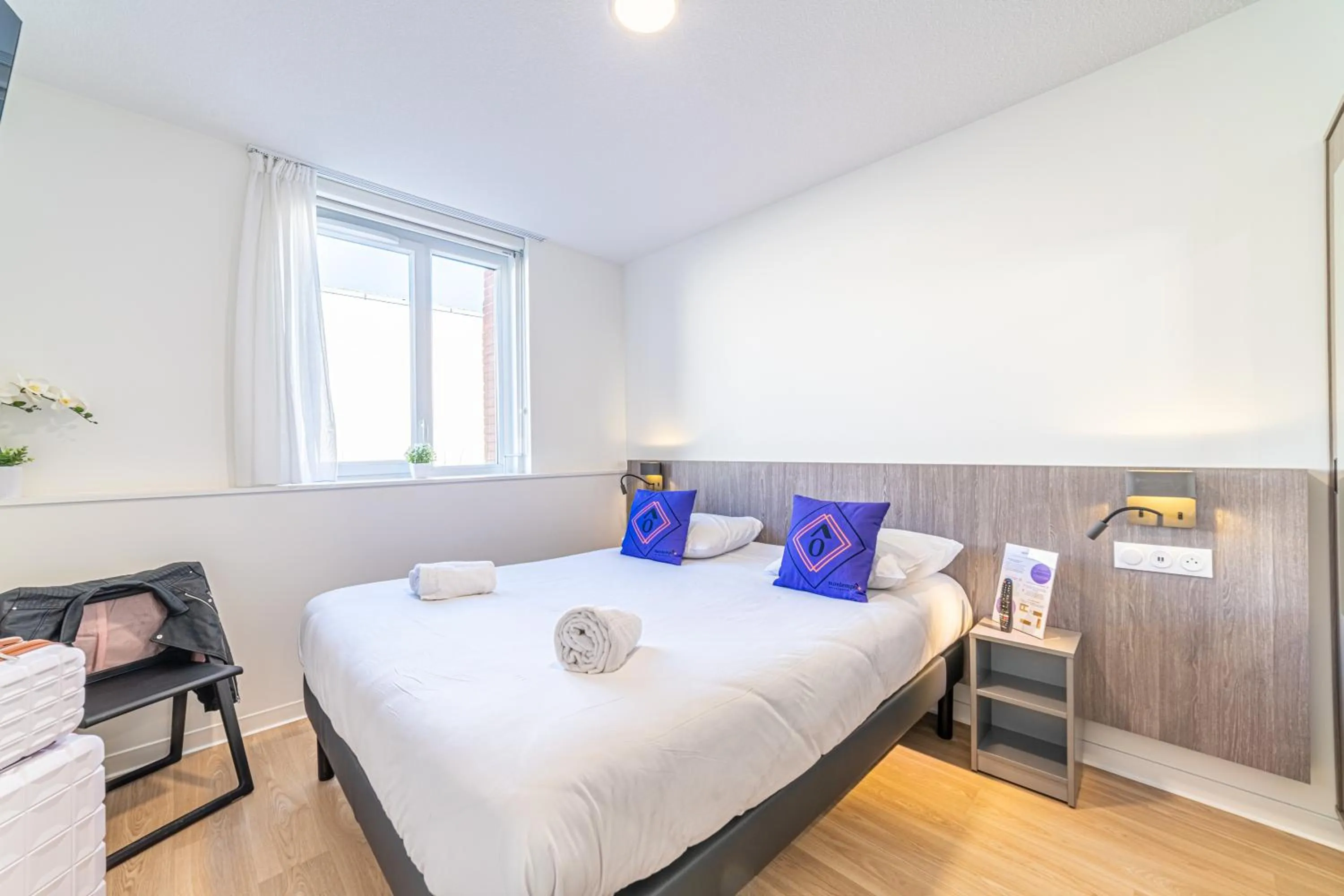 Bed in Montempô Appart'Hôtel Toulouse Cité Internationale