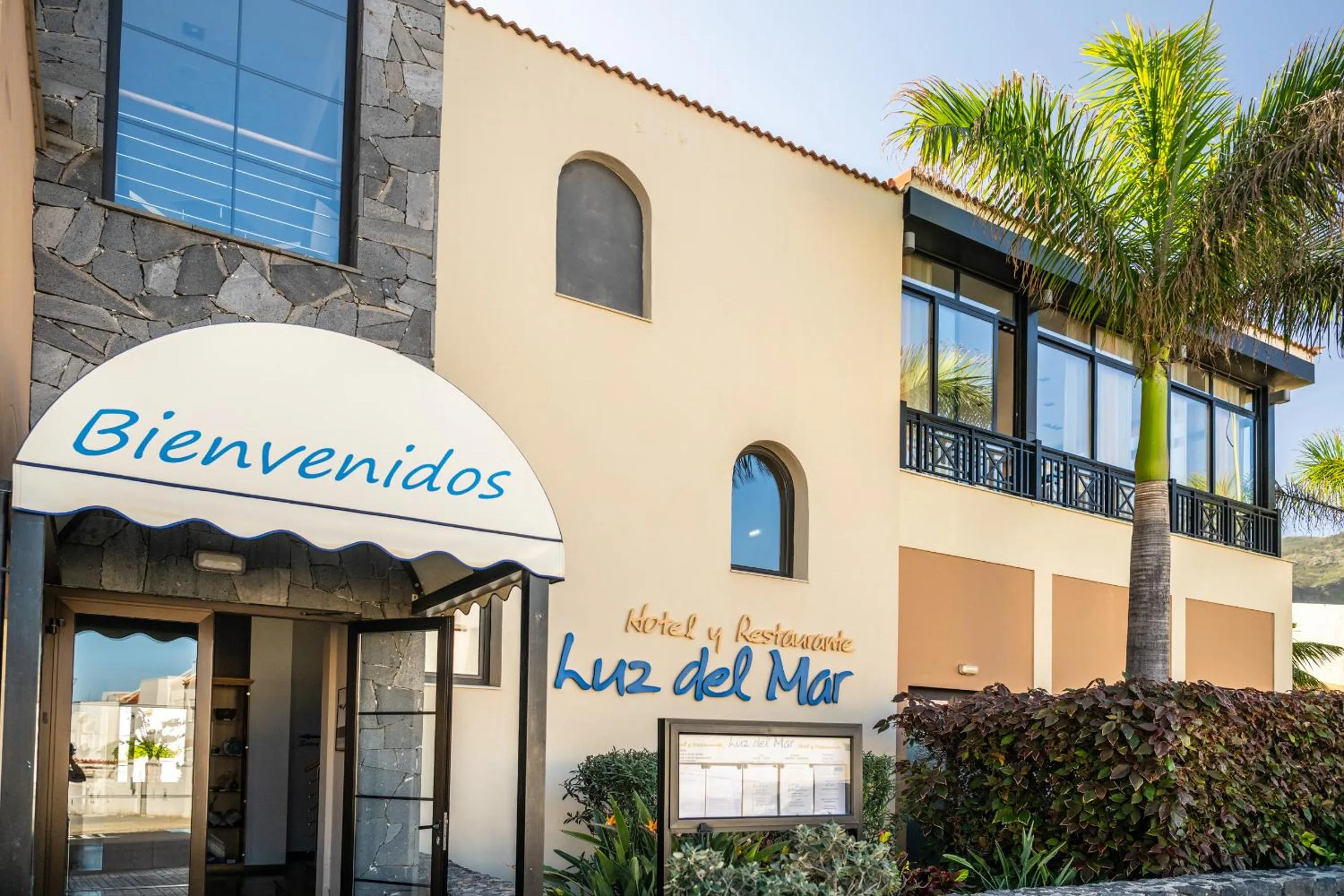 Property building in Luz Del Mar