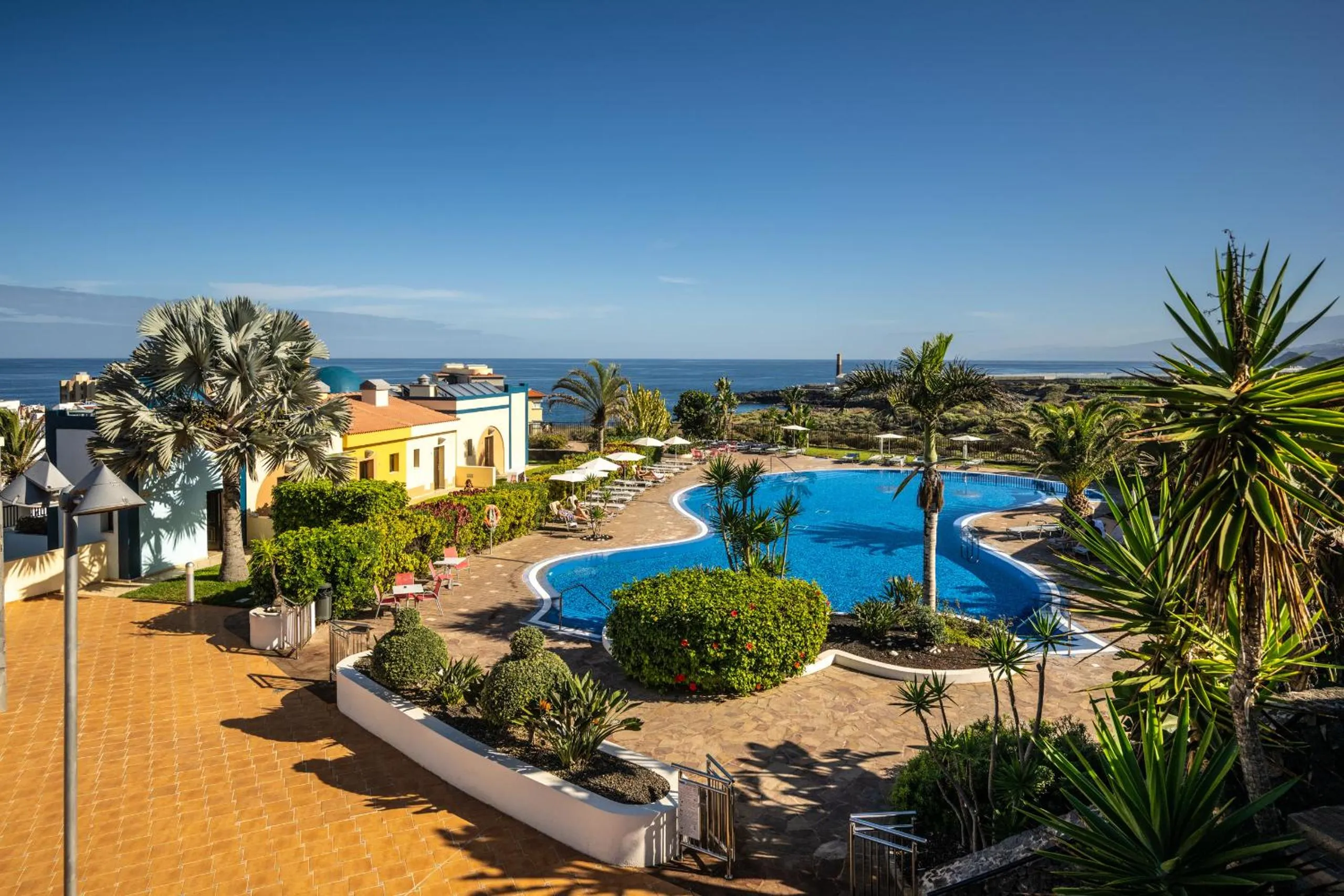 Pool view in Luz Del Mar