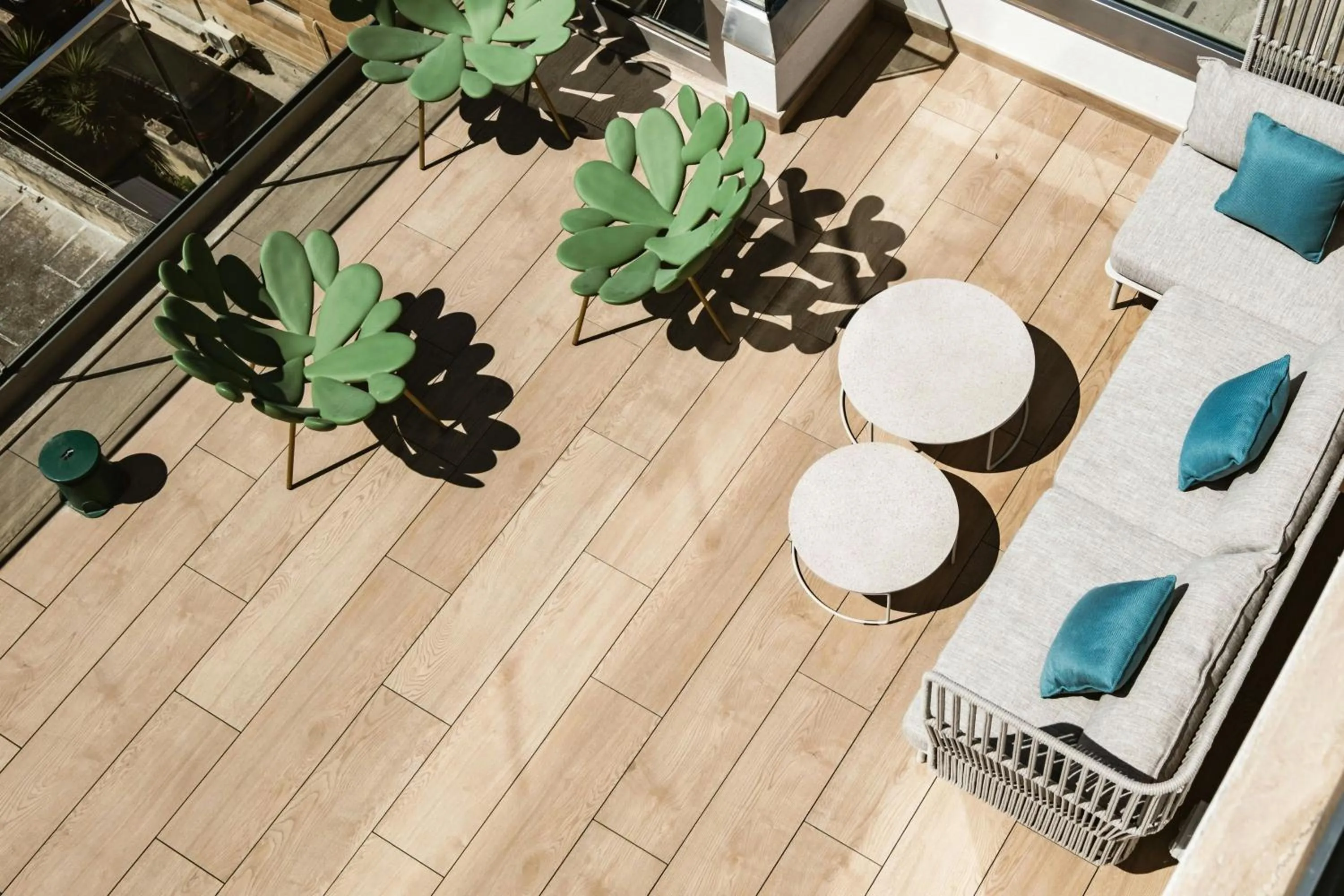 Restaurant/places to eat in AC Hotel by Marriott St Julian's