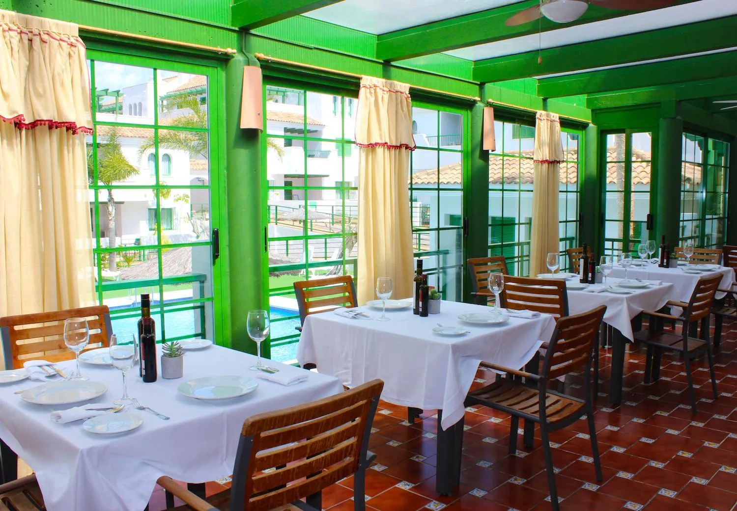 Restaurant/places to eat in Hotel Apartamentos Manilva Sun