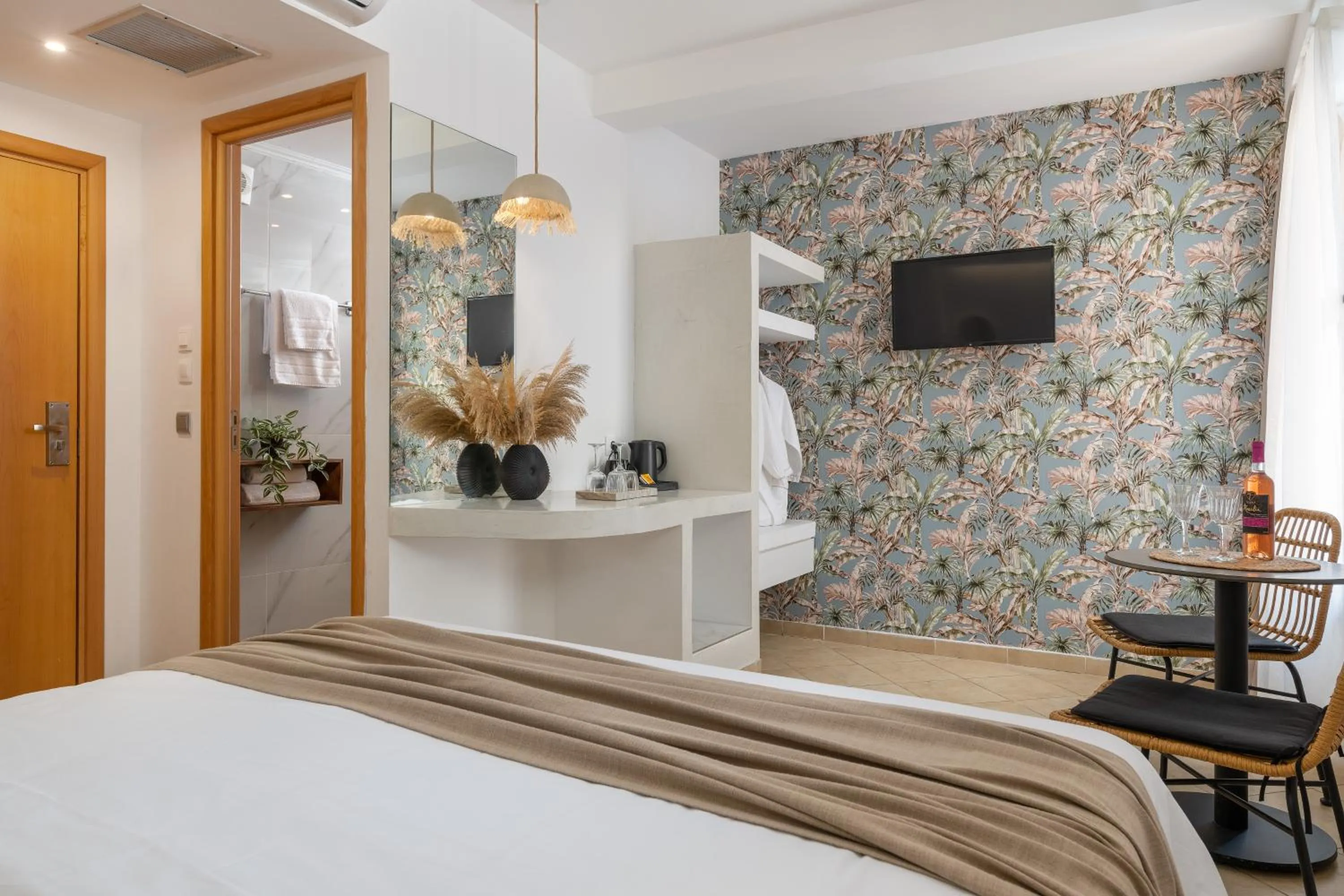 Bed in Diana Art Boutique Hotel