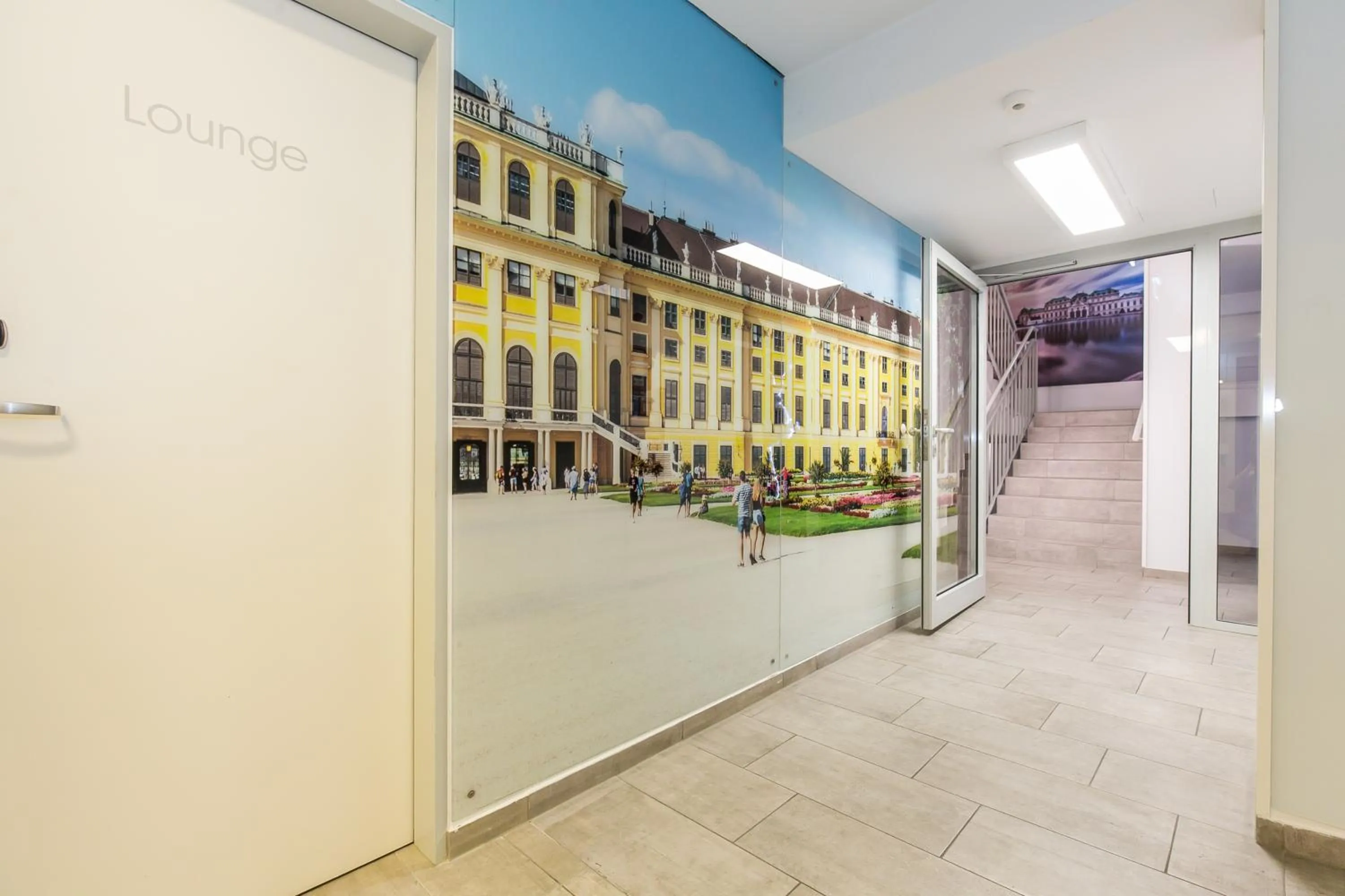 Lobby or reception in Smart Nano Living - Wien Hauptbahnhof - self check-in