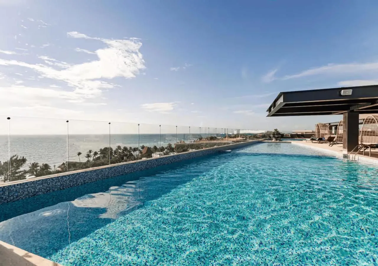 Day in Luxury 1BR Condo Prime Location