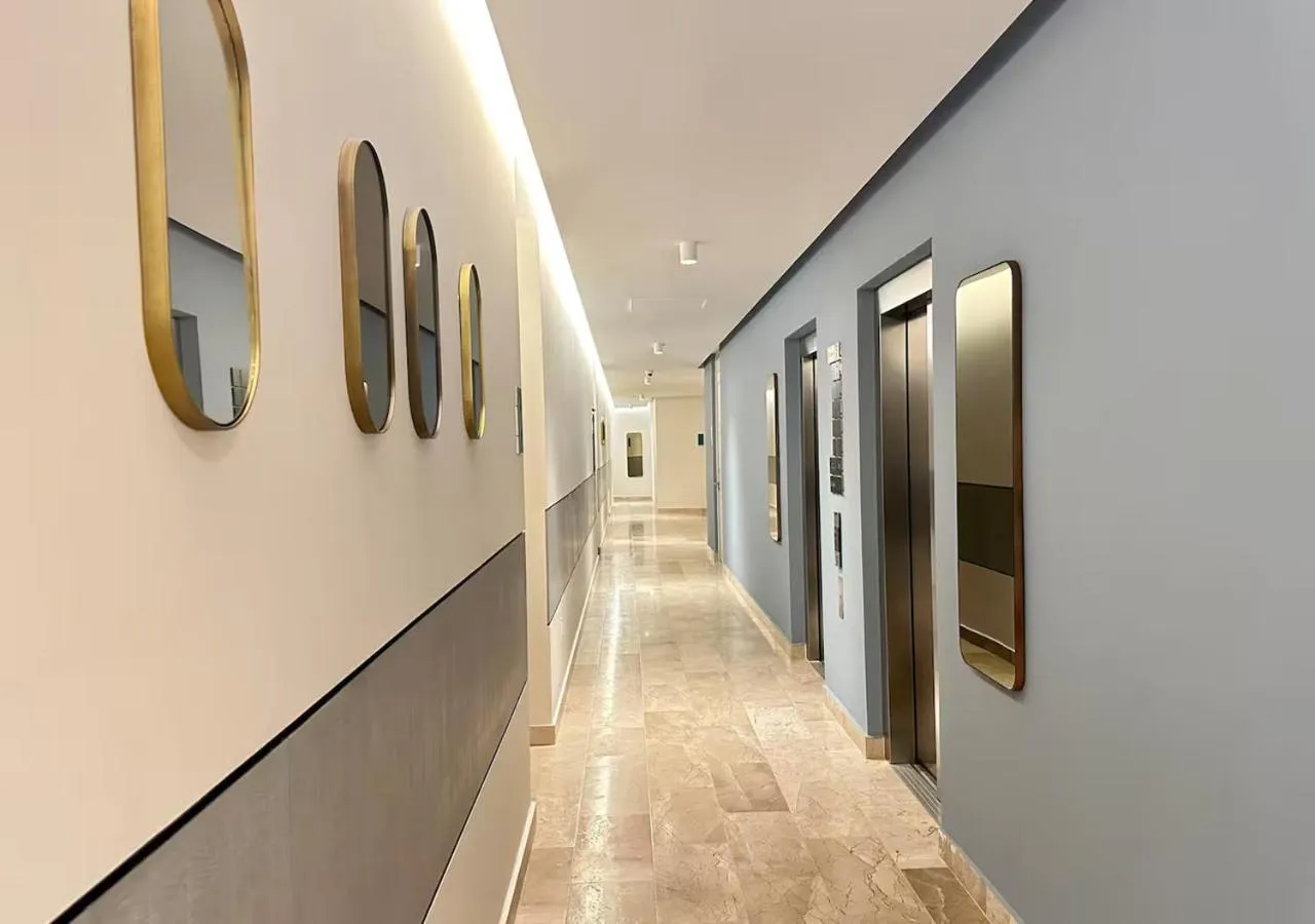 elevator in Luxury 1BR Condo Prime Location