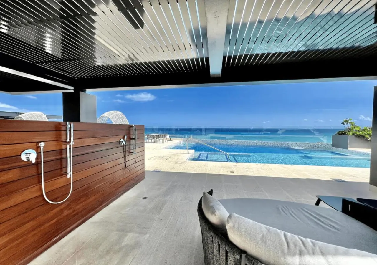 Balcony/Terrace in Luxury 1BR Condo Prime Location