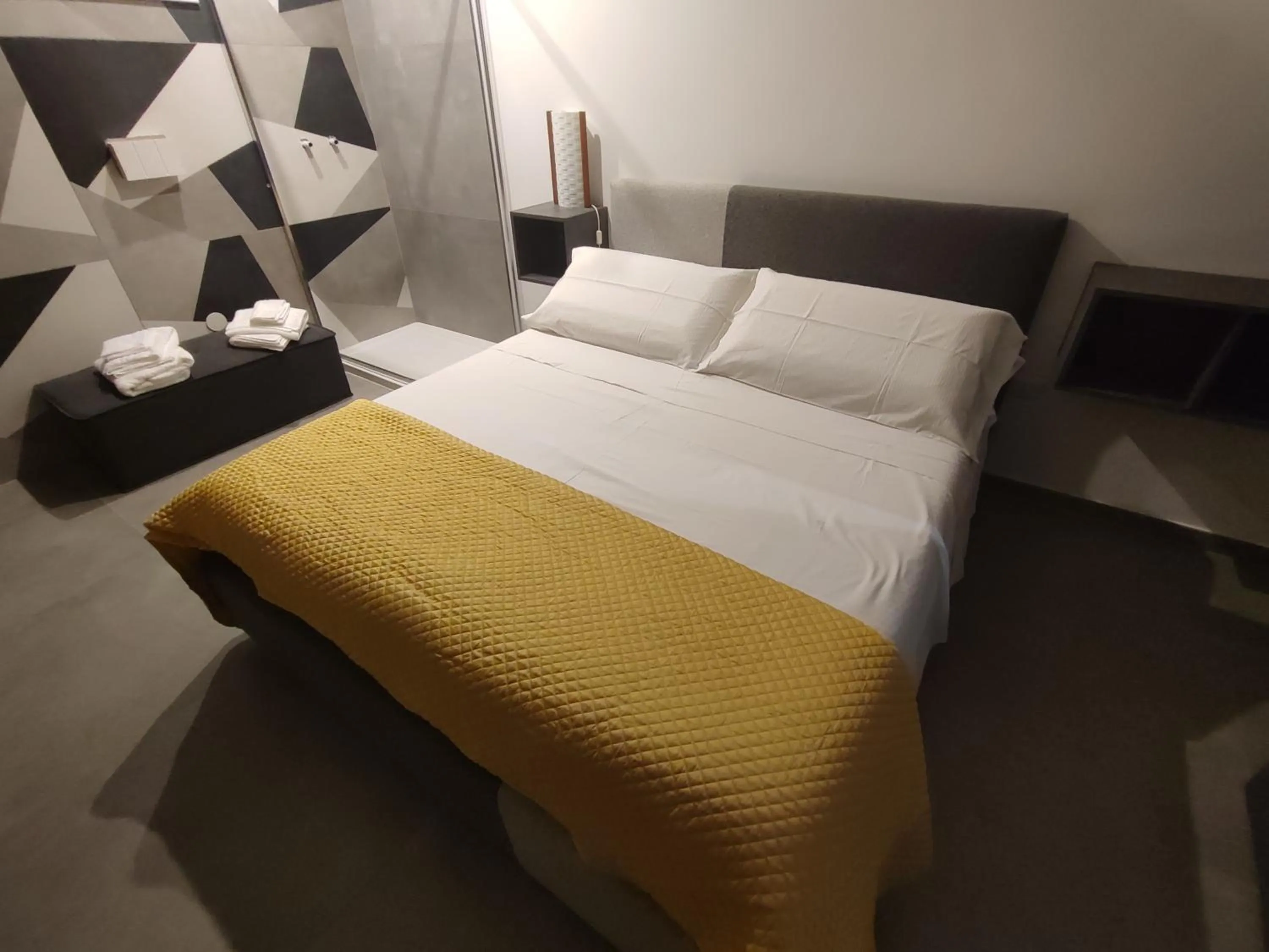 Bed in Villa con piscina Aria di sole