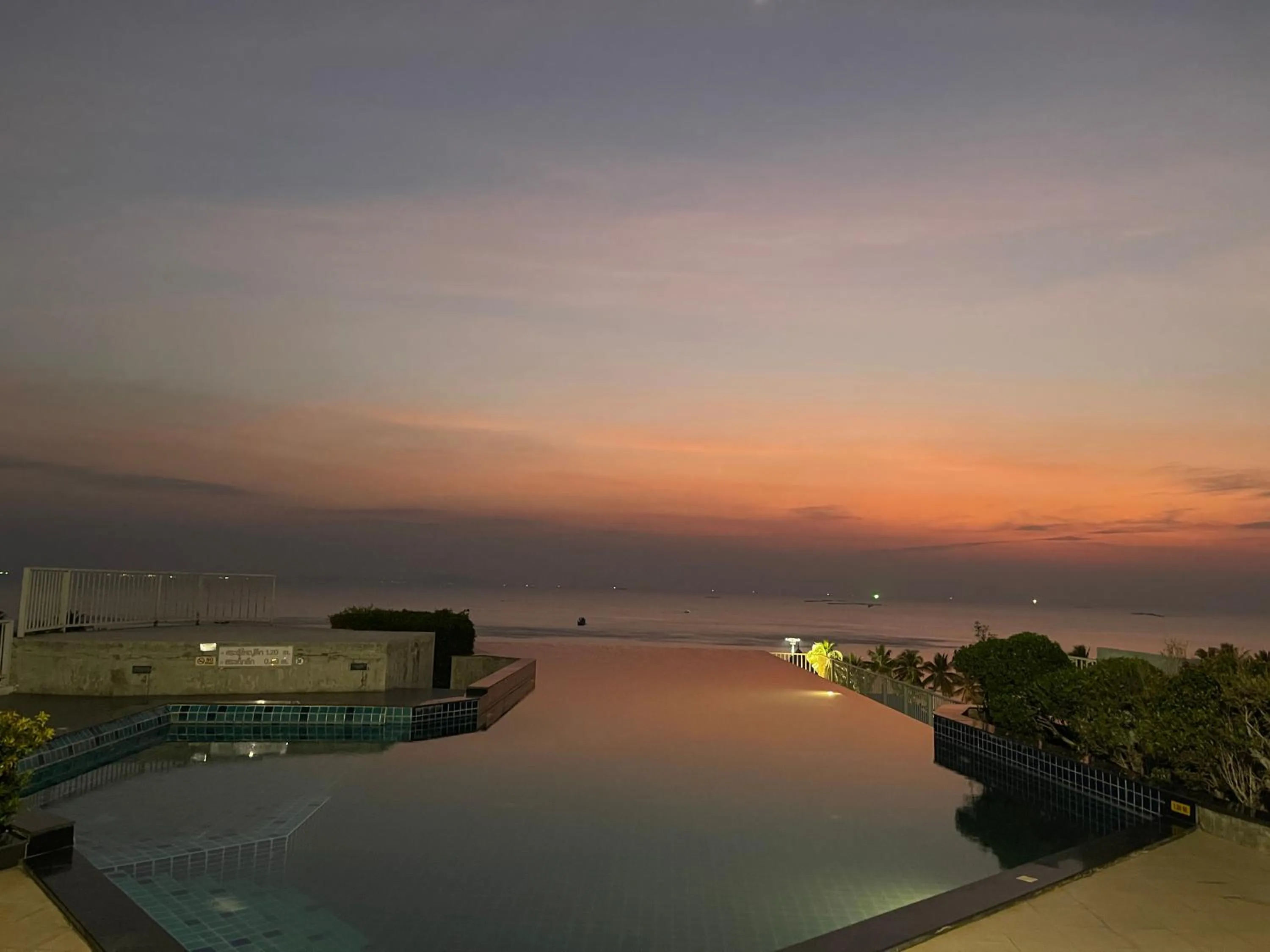 The Patio bangsaen miracle Seaview