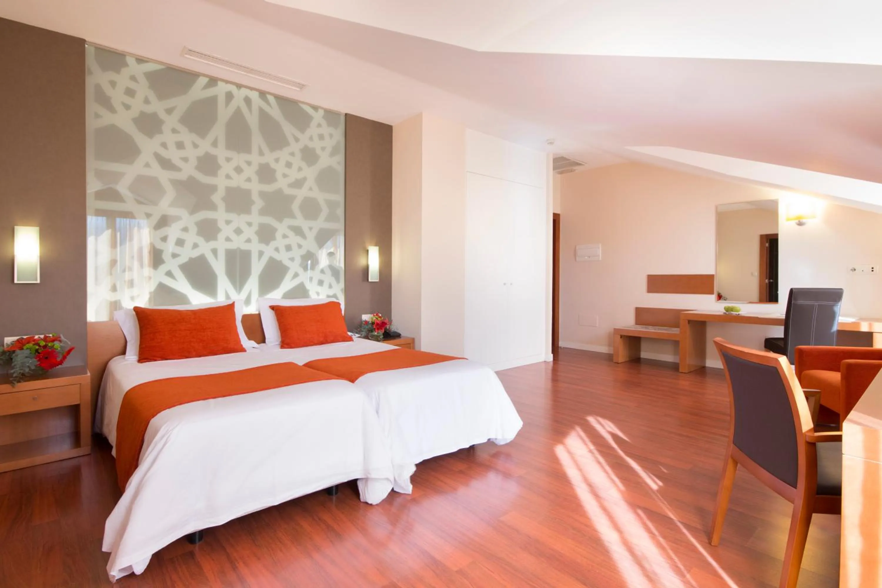 Photo of the whole room, Bed in Hotel Granada Palace