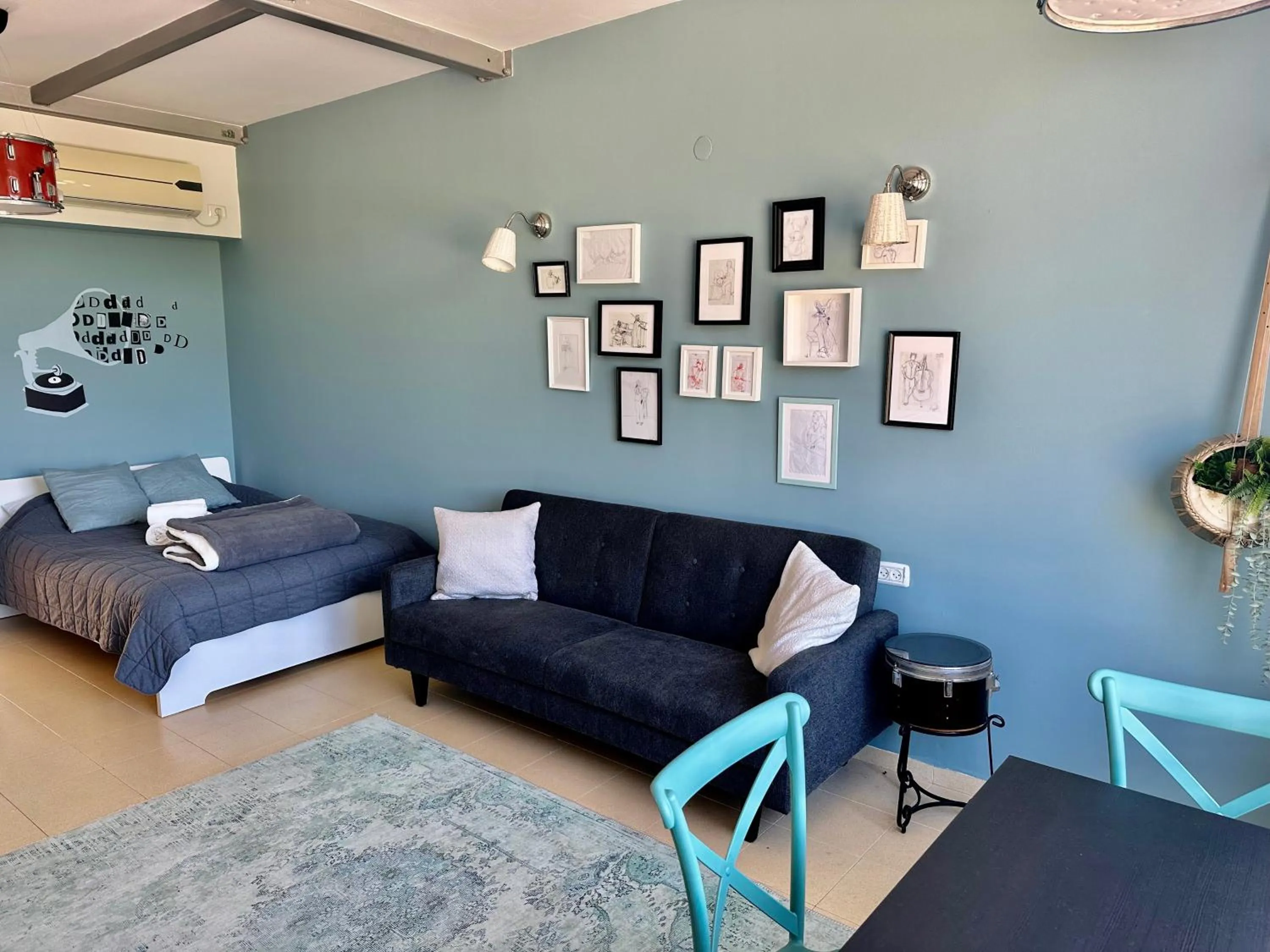 Bed in Ein Hod - Artists Village