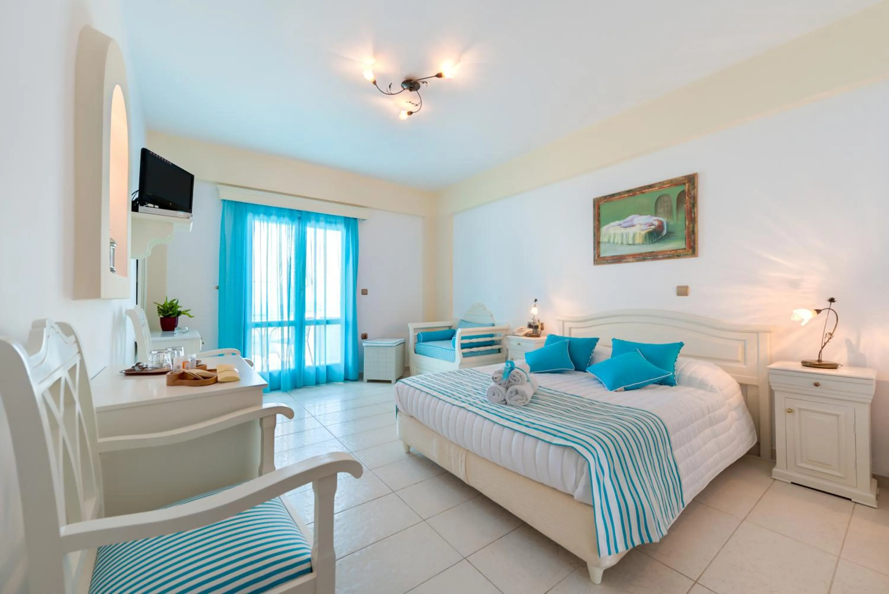 Photo of the whole room, Bed in Ellinon Thea Boutique Hotel