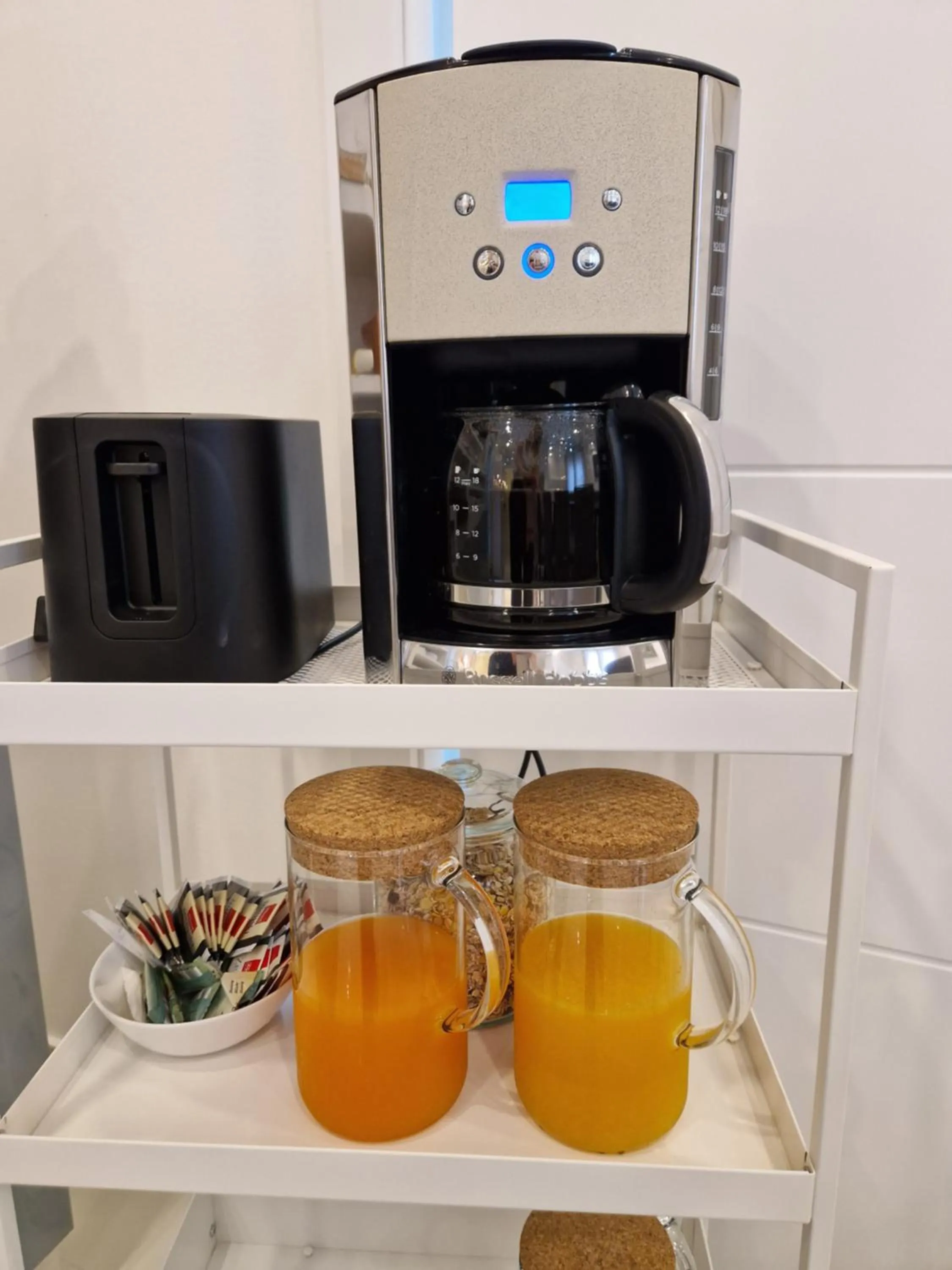 Breakfast in Irini Luxury Rooms